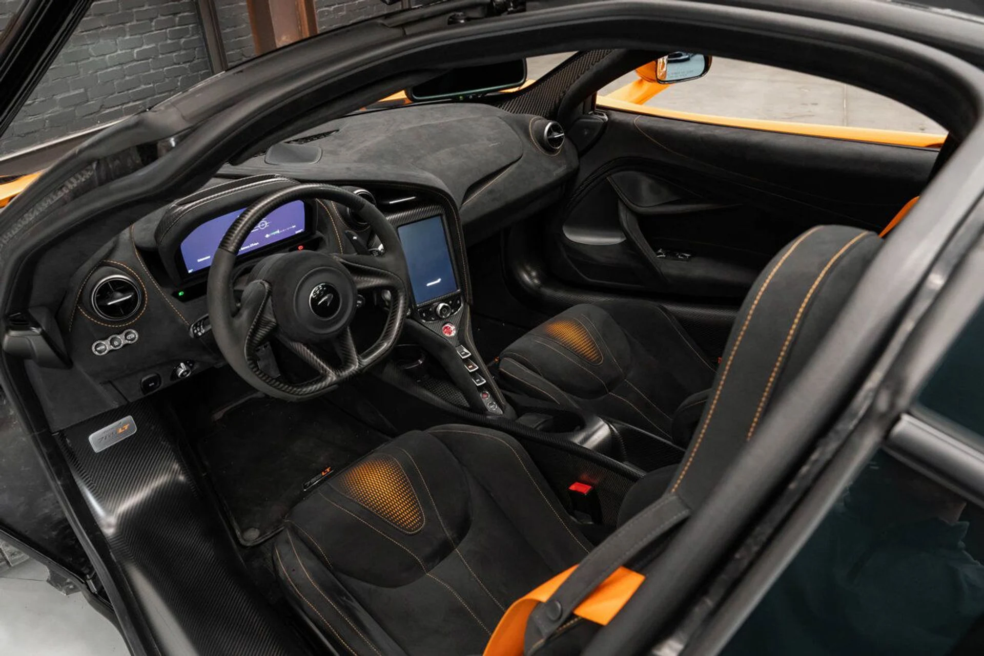 mph122_2621250668_mclaren_765lt_2021_cff733abf8