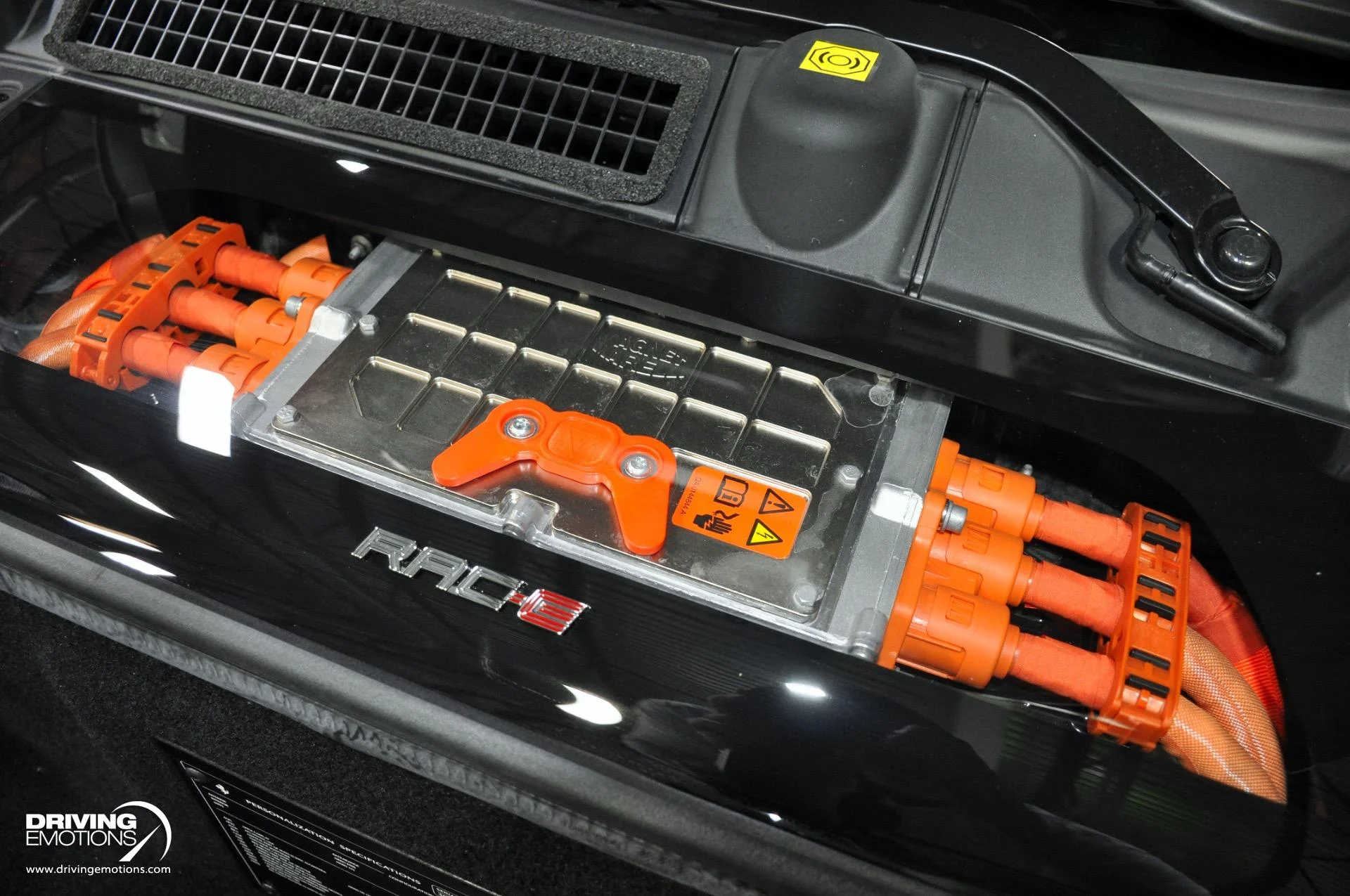 mph122_2729323961_859_p123_l_ef4bac9eb4