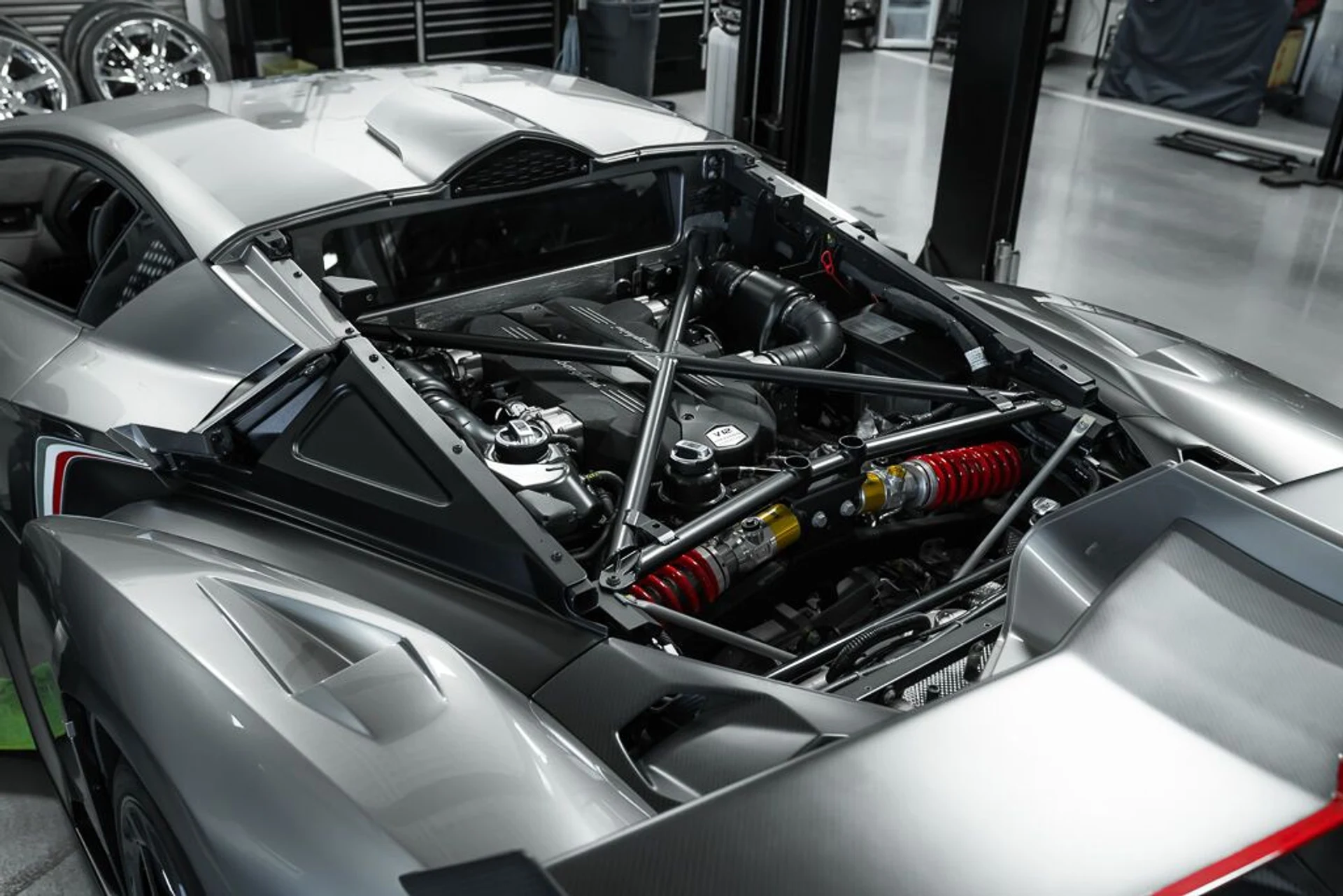 mph122_3010370308_lamborghini_veneno_2014_jpg_v_1779988126_6ee7c01c57