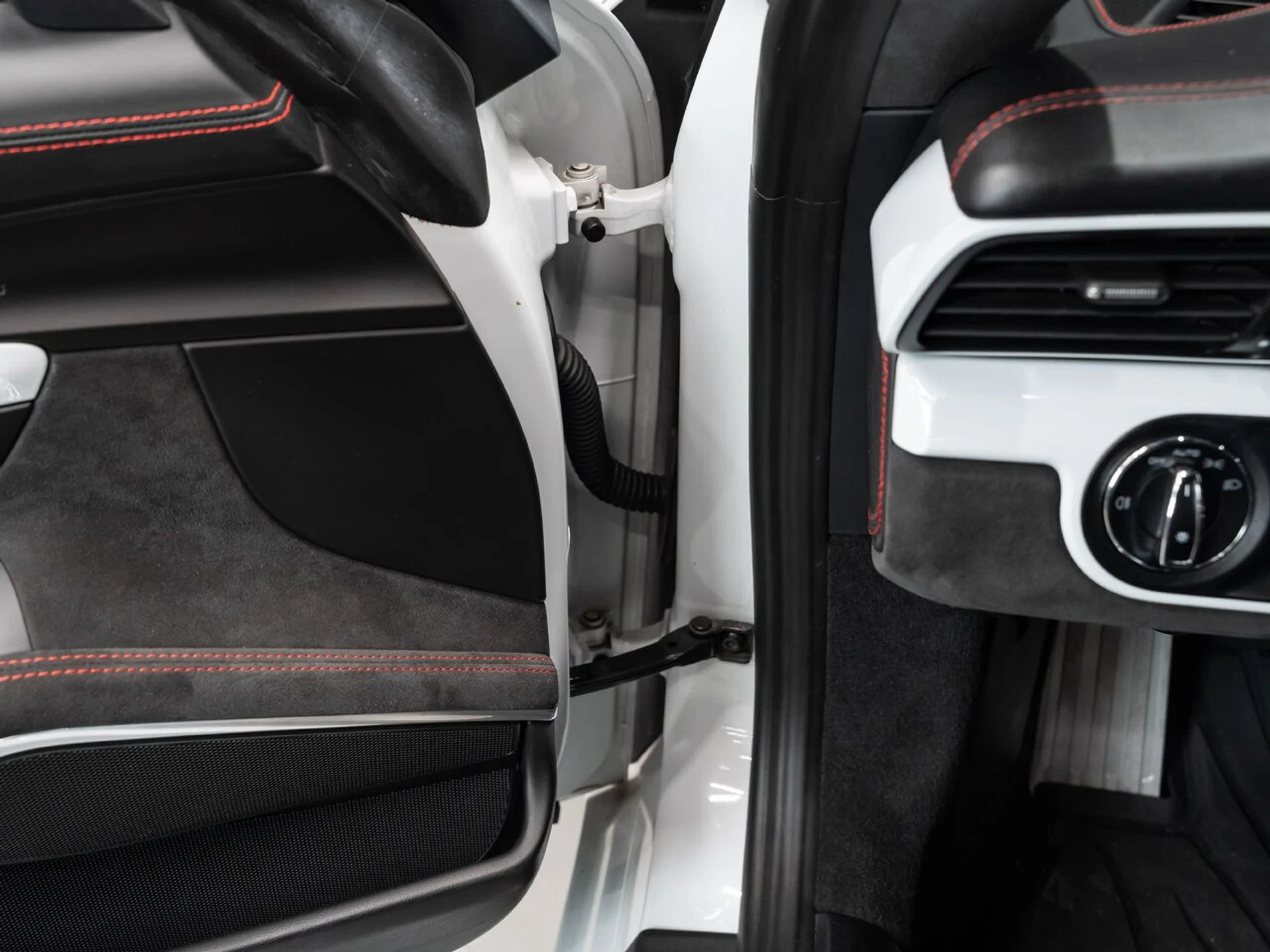 mph122_3074233704_porsche_911_2015_b54272e8b2