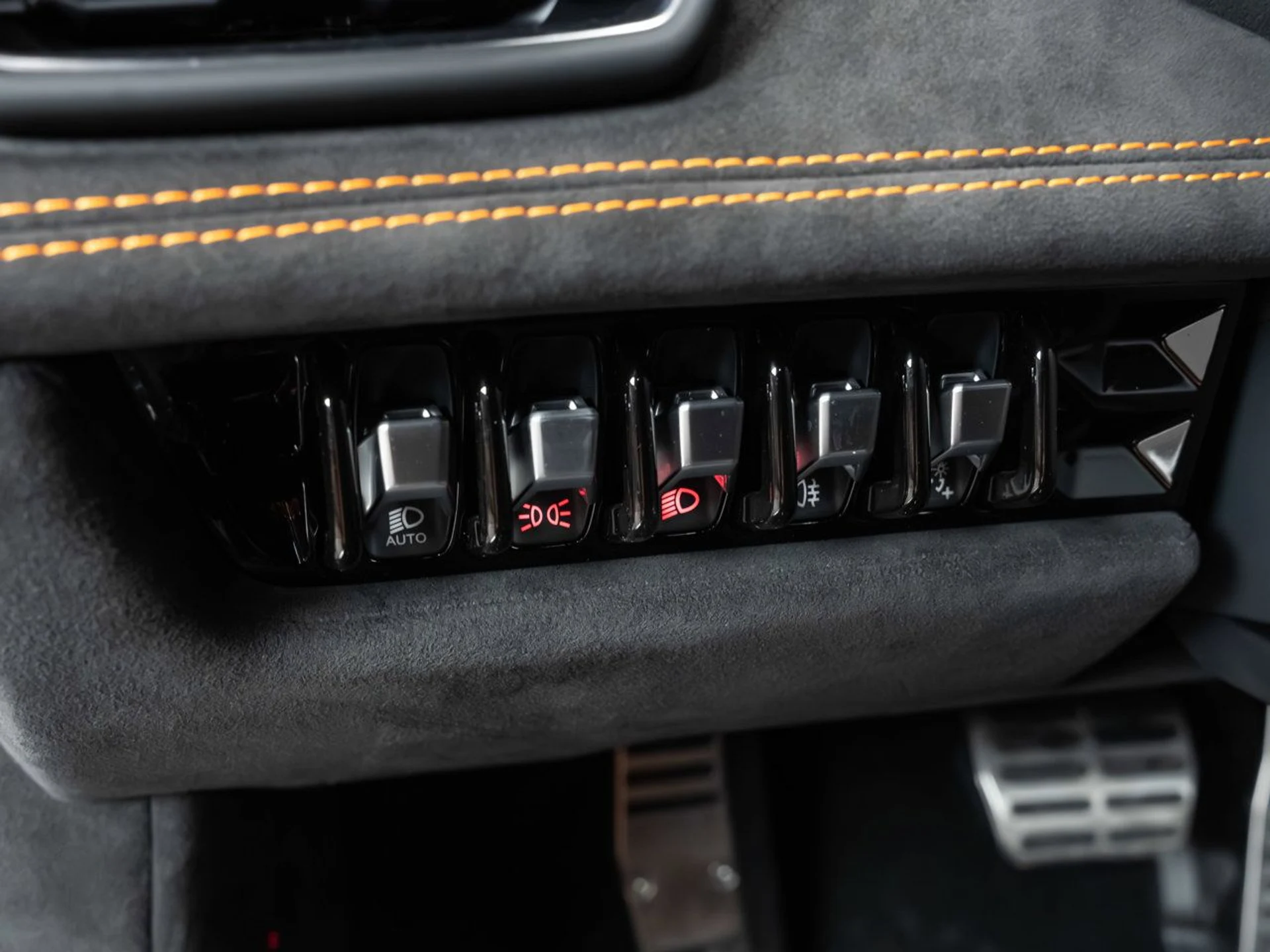 mph122_3293500731_lamborghini_huracan_2023_dd40642635