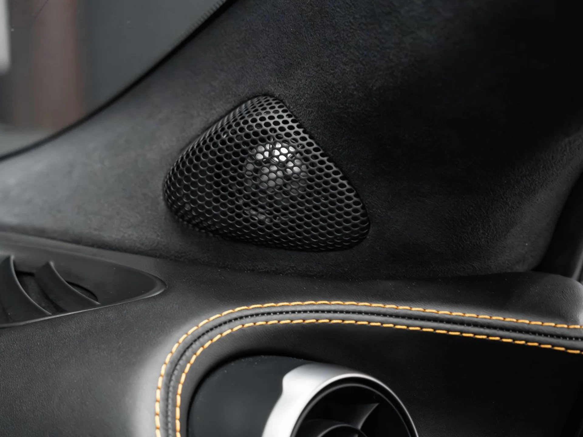 mph123_1000747477_mclaren_570s_2018_f5f5915a0c