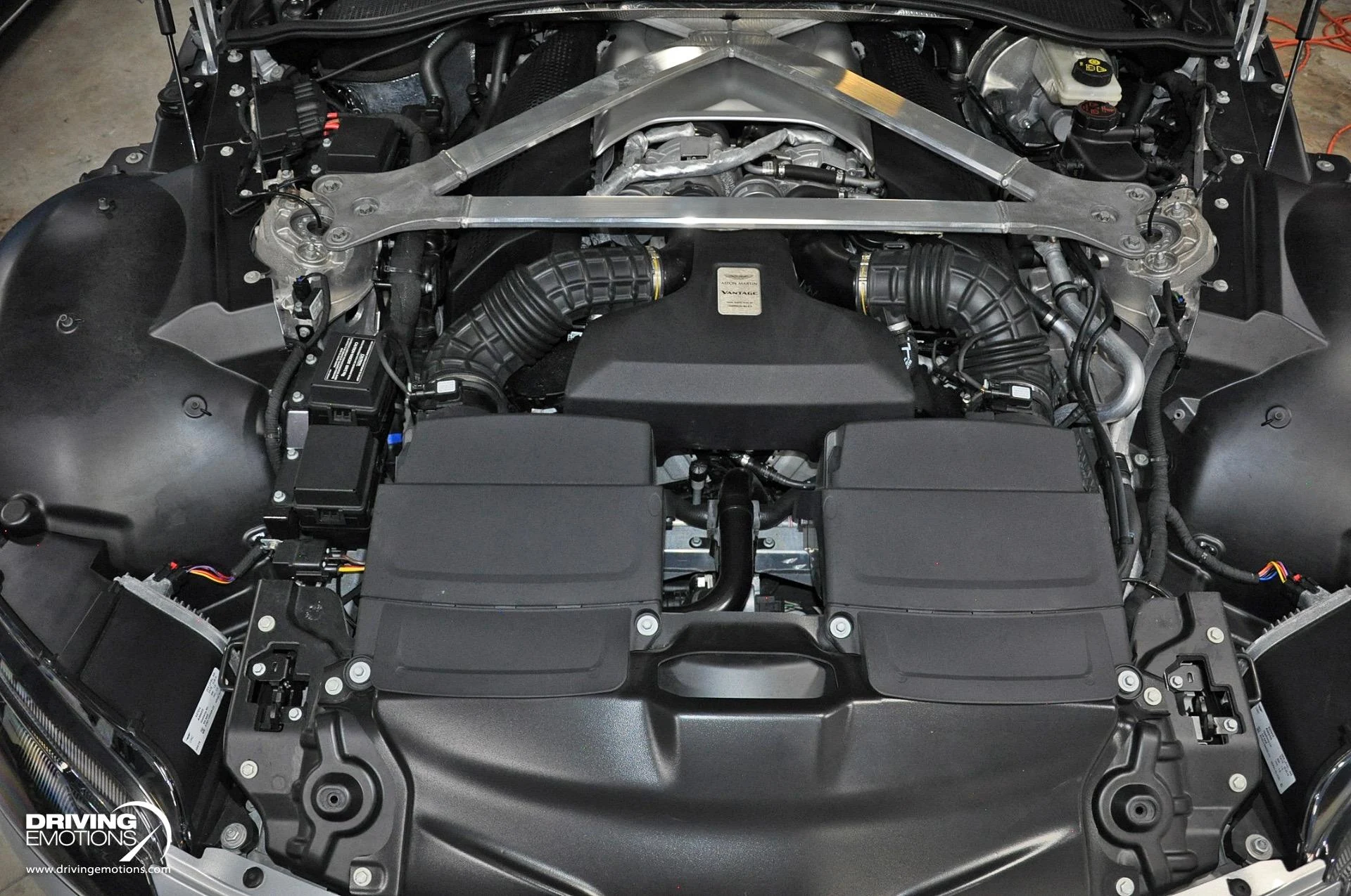 mph123_1595076094_880_p124_l_c0cffcad74