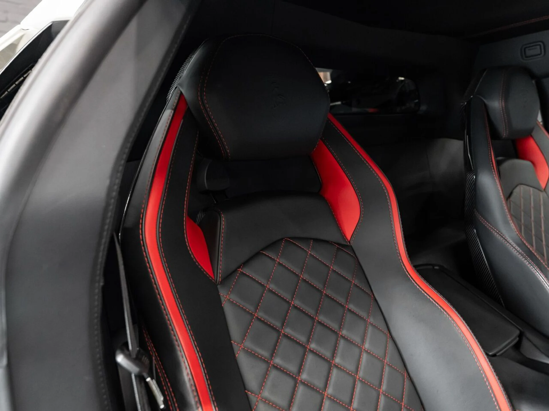 mph123_2612471699_lamborghini_aventador_2017_50d1507677