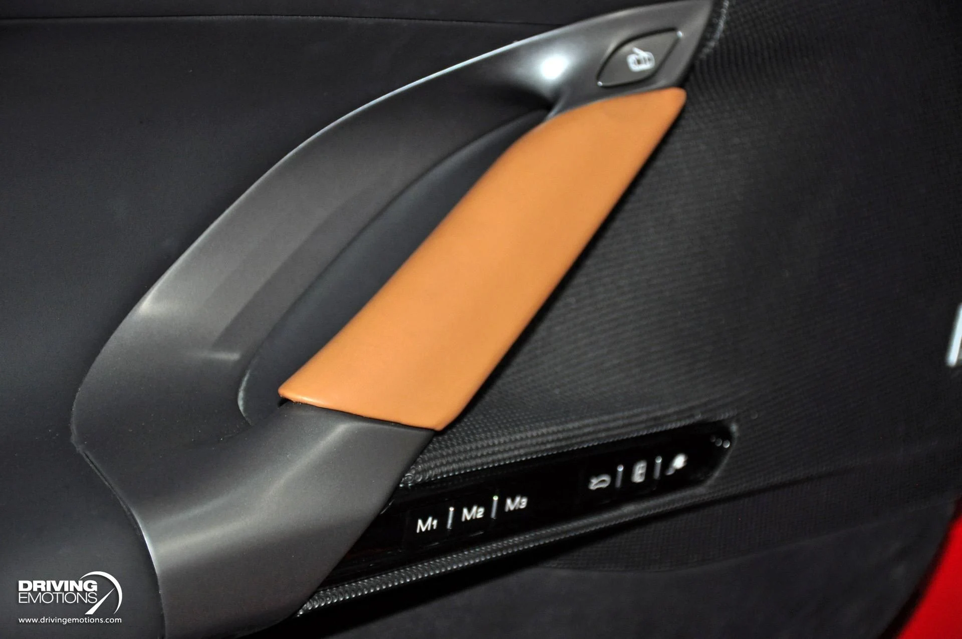 mph123_2695886000_860_p124_l_01d114e08a