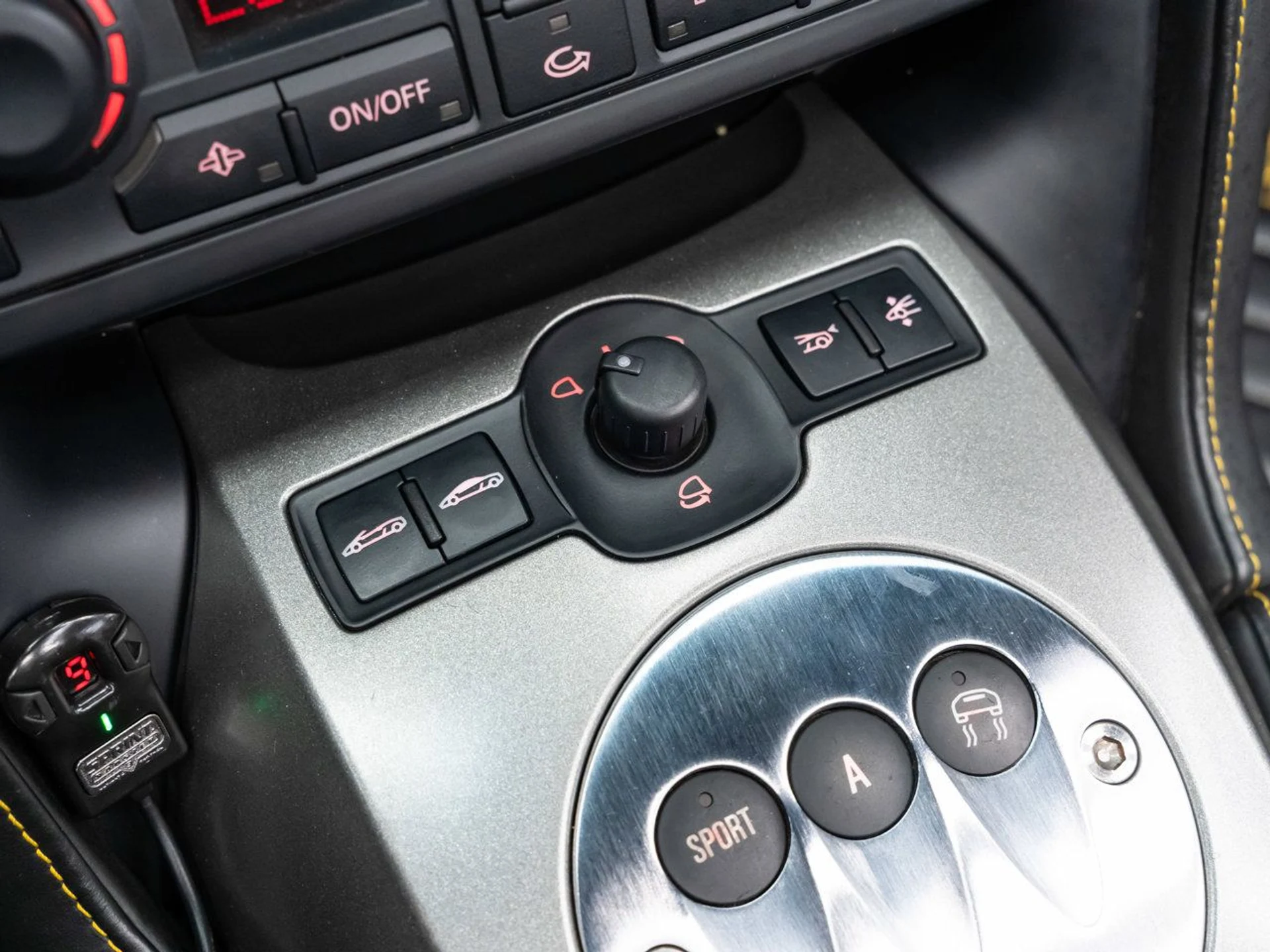 mph123_3195993936_lamborghini_gallardo_2006_a2644b9544