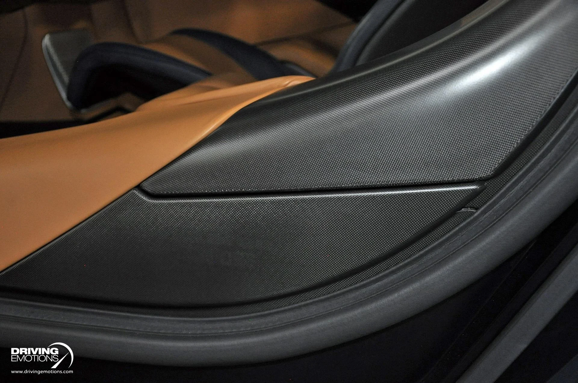 mph123_3244408470_821_p124_l_726eb7b8c5