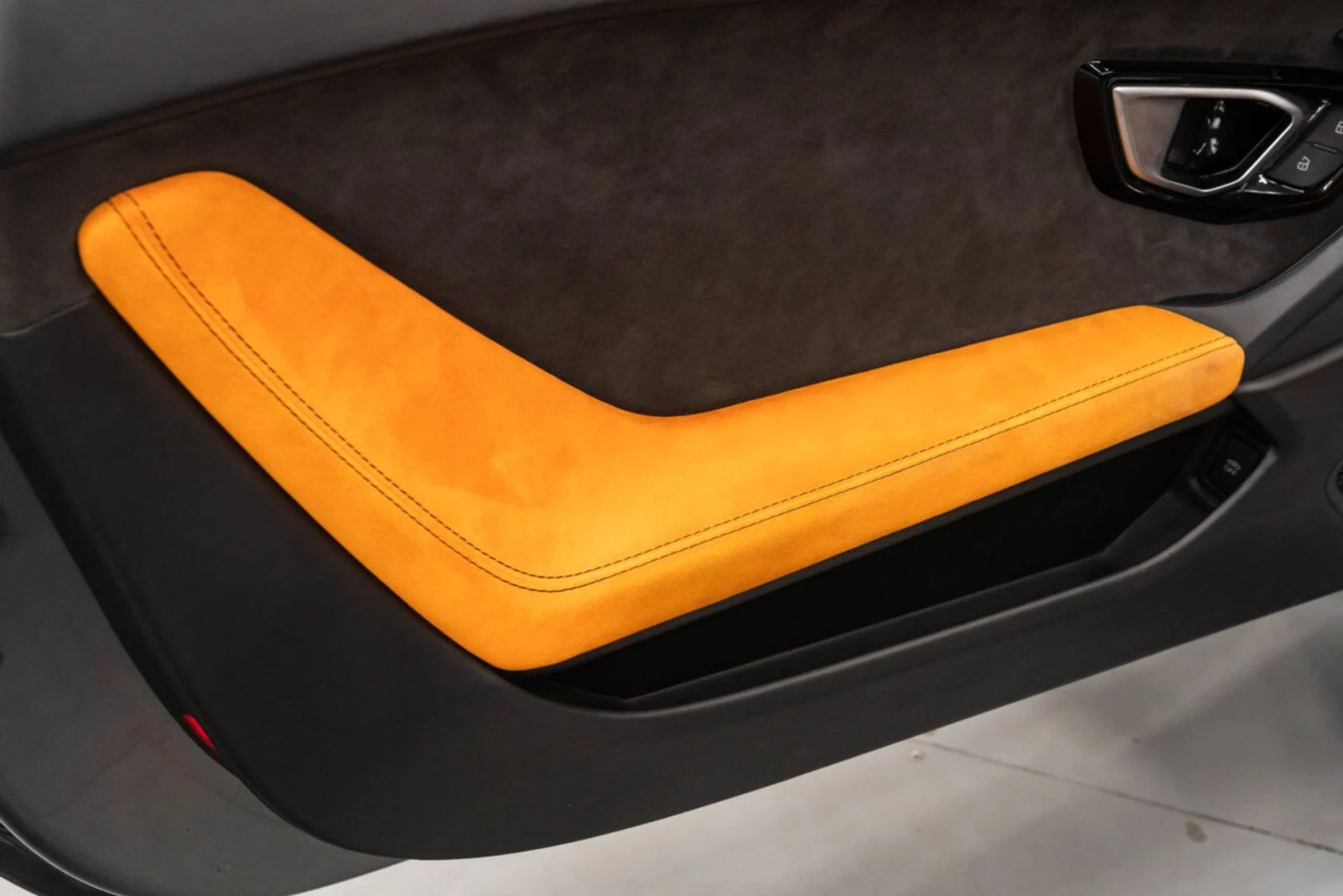 mph124_1329296619_lamborghini_huracan_2016_5379c96157