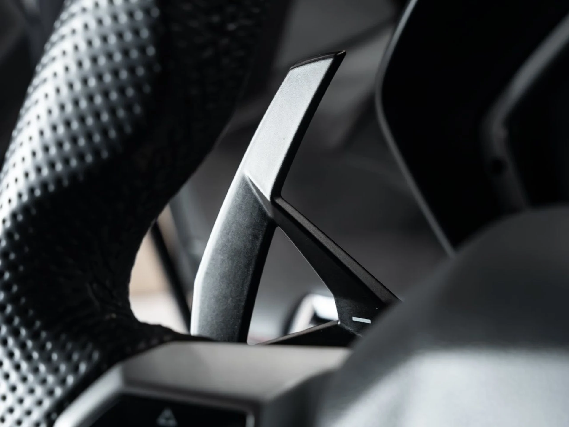 mph124_1374384823_lamborghini_aventador_2017_248a9b7ce6
