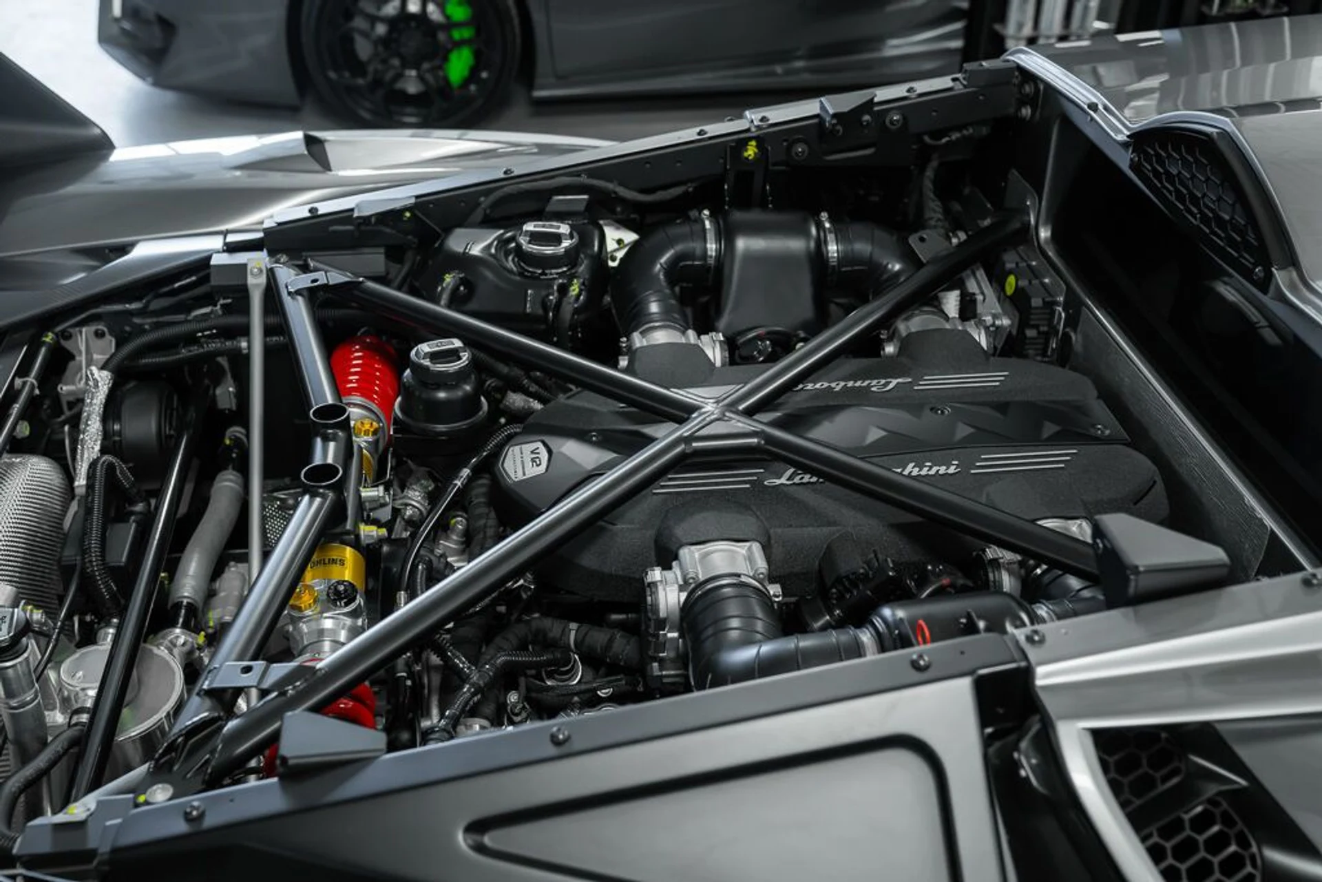 mph124_2354290047_lamborghini_veneno_2014_jpg_v_1779988126_f09074a79e