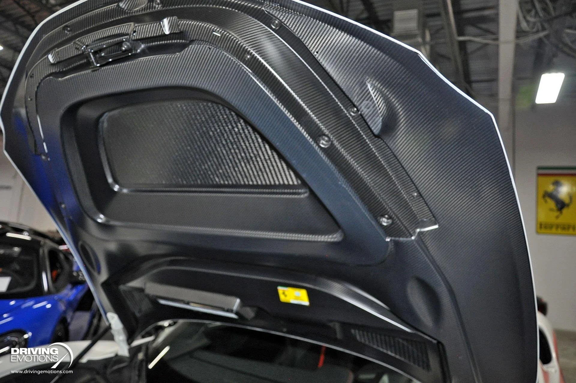 mph124_2560508994_859_p125_l_75c5603ce8