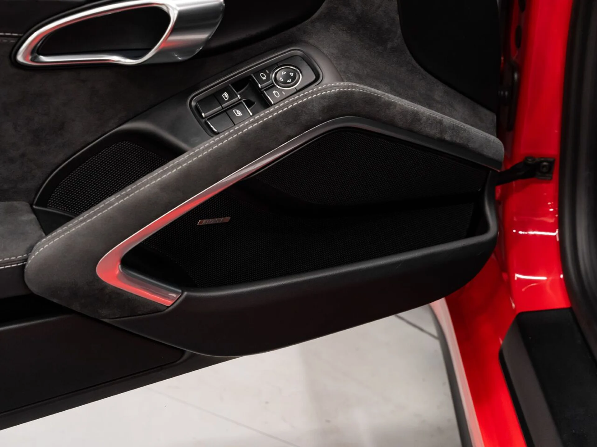 mph124_3073730218_porsche_911_2018_24ac1bc6af