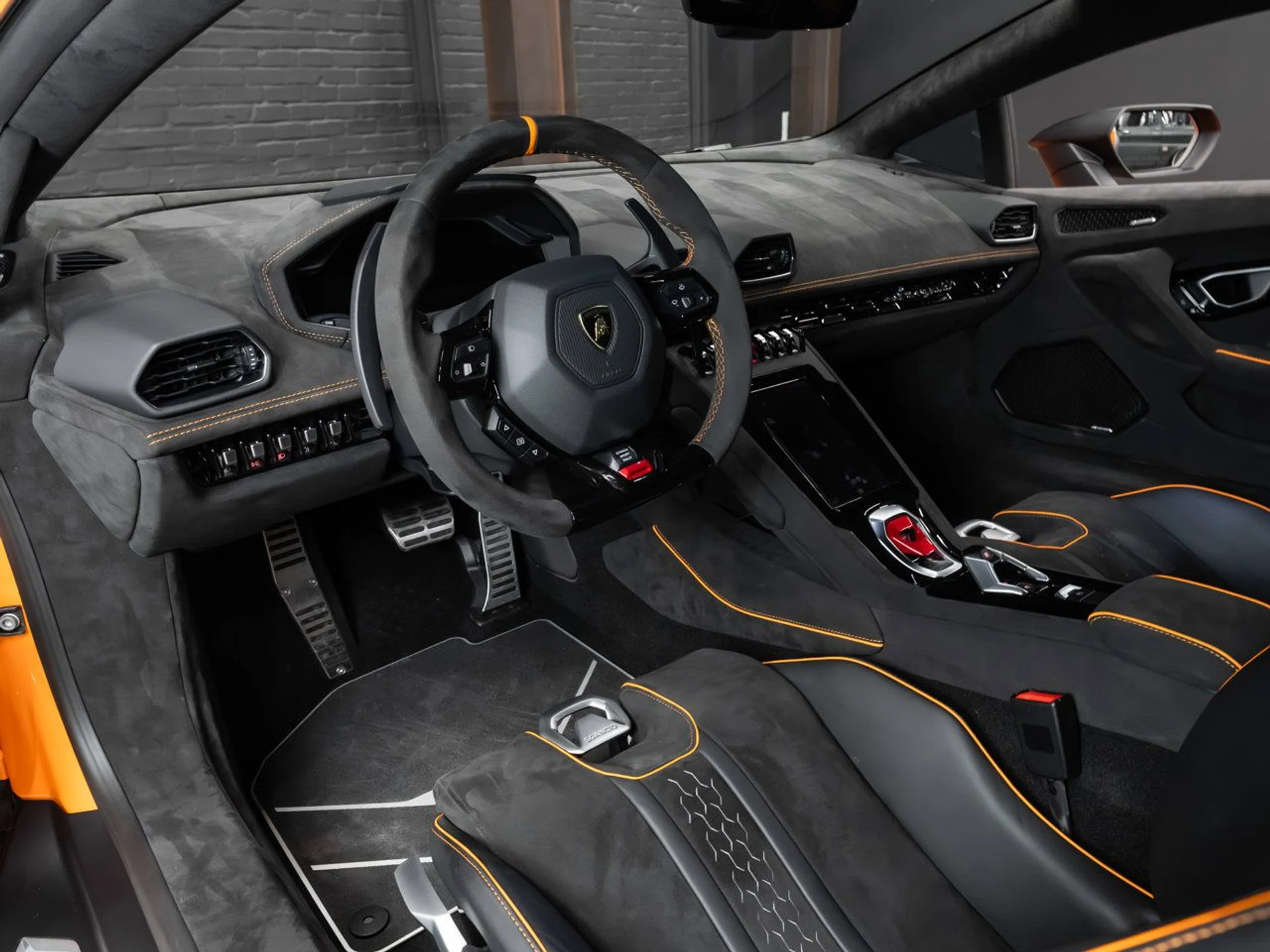 mph124_3173445187_lamborghini_huracan_2023_18fc151428