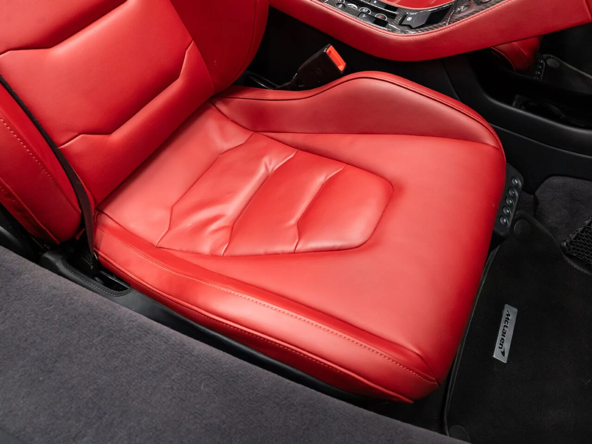 mph124_3425563626_mclaren_650s_2015_00c668868b