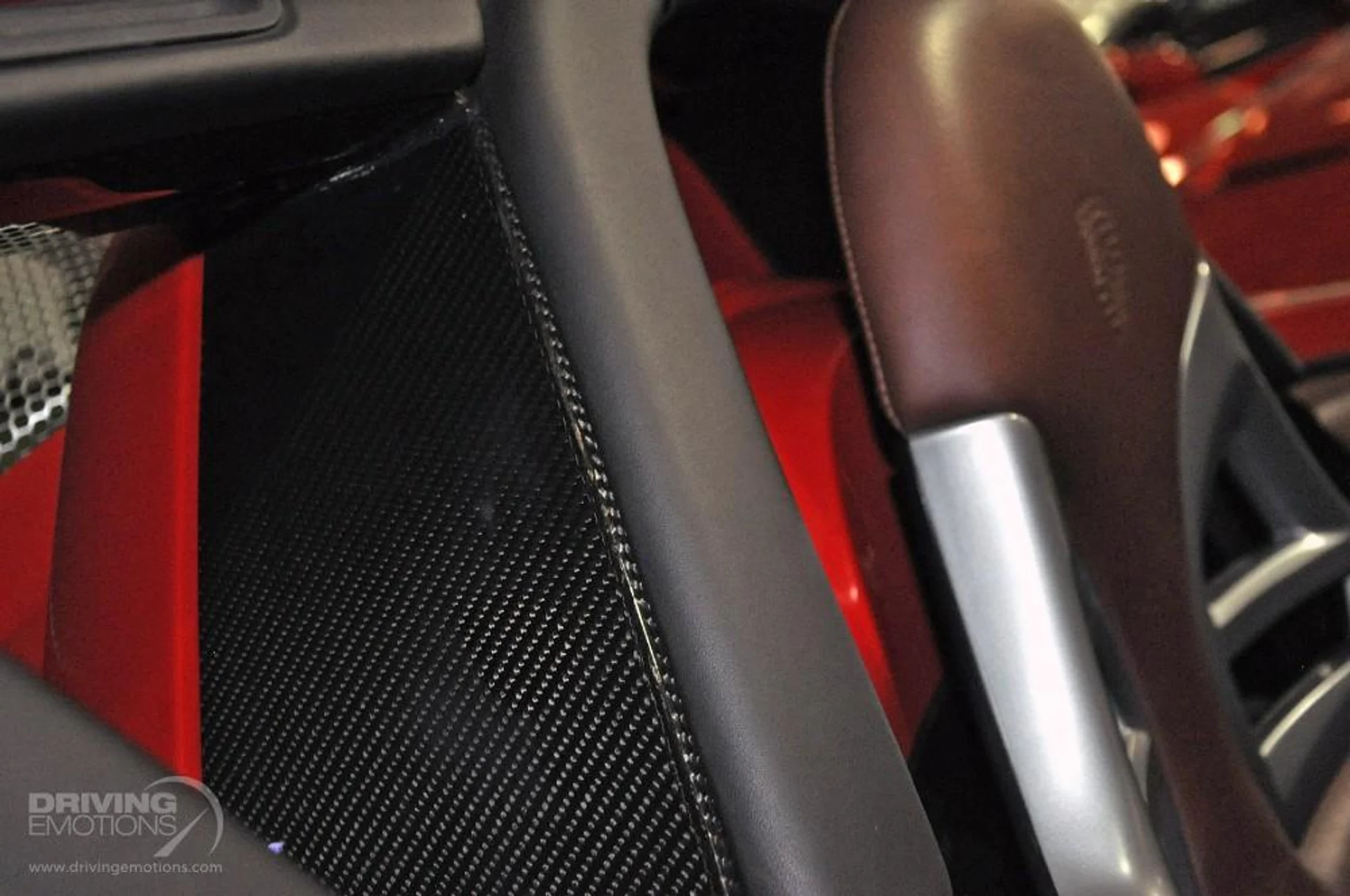 mph124_388494070_186_p125_l_8f9bc7f455