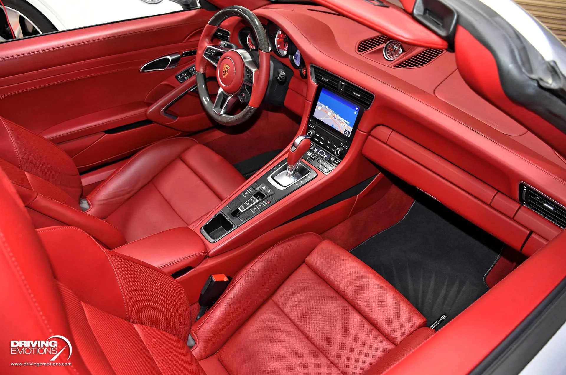 mph124_437459244_866_p125_l_2d118bfc85