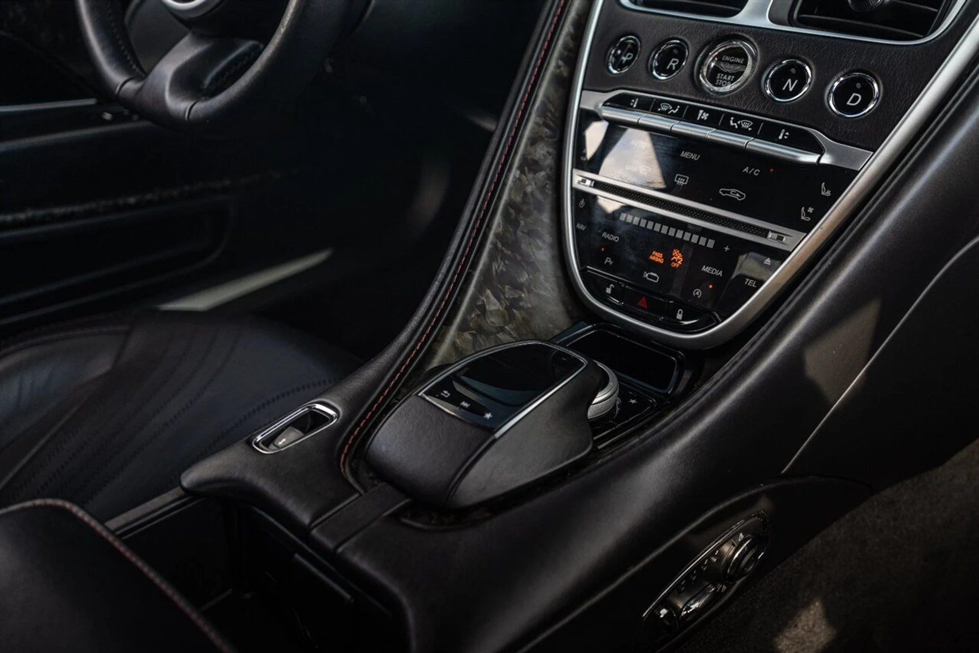 mph124_82206666_33a54afaee_1280_6784046f2a