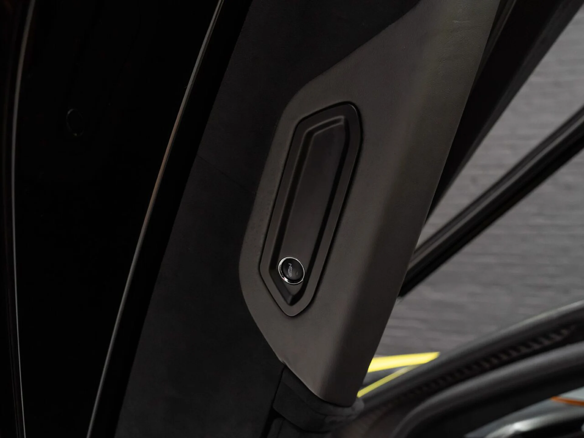 mph125_1011776376_mclaren_720s_2018_d8cc4f12ec