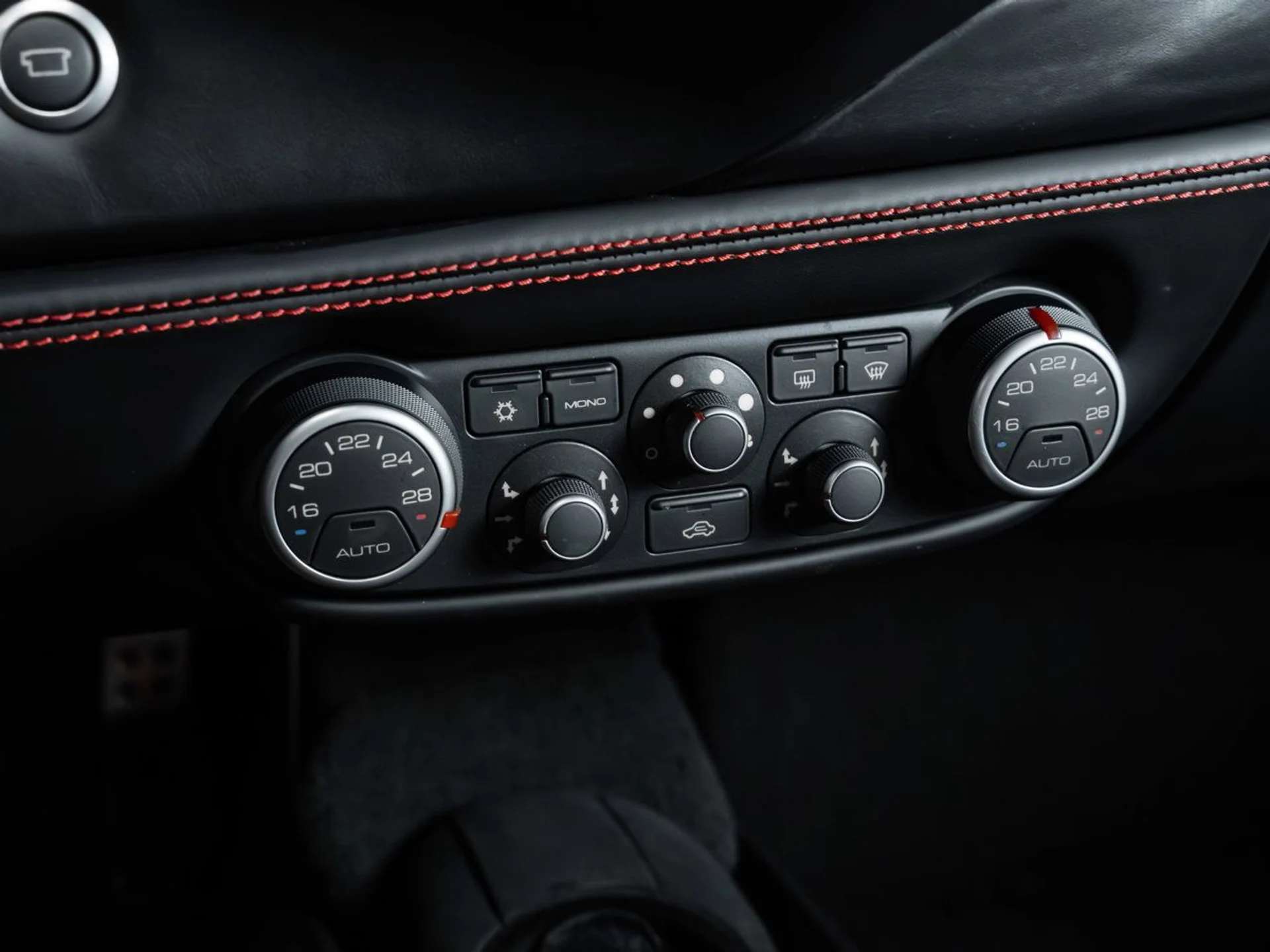 mph125_1993637455_ferrari_488_gtb_2017_08d15487fd