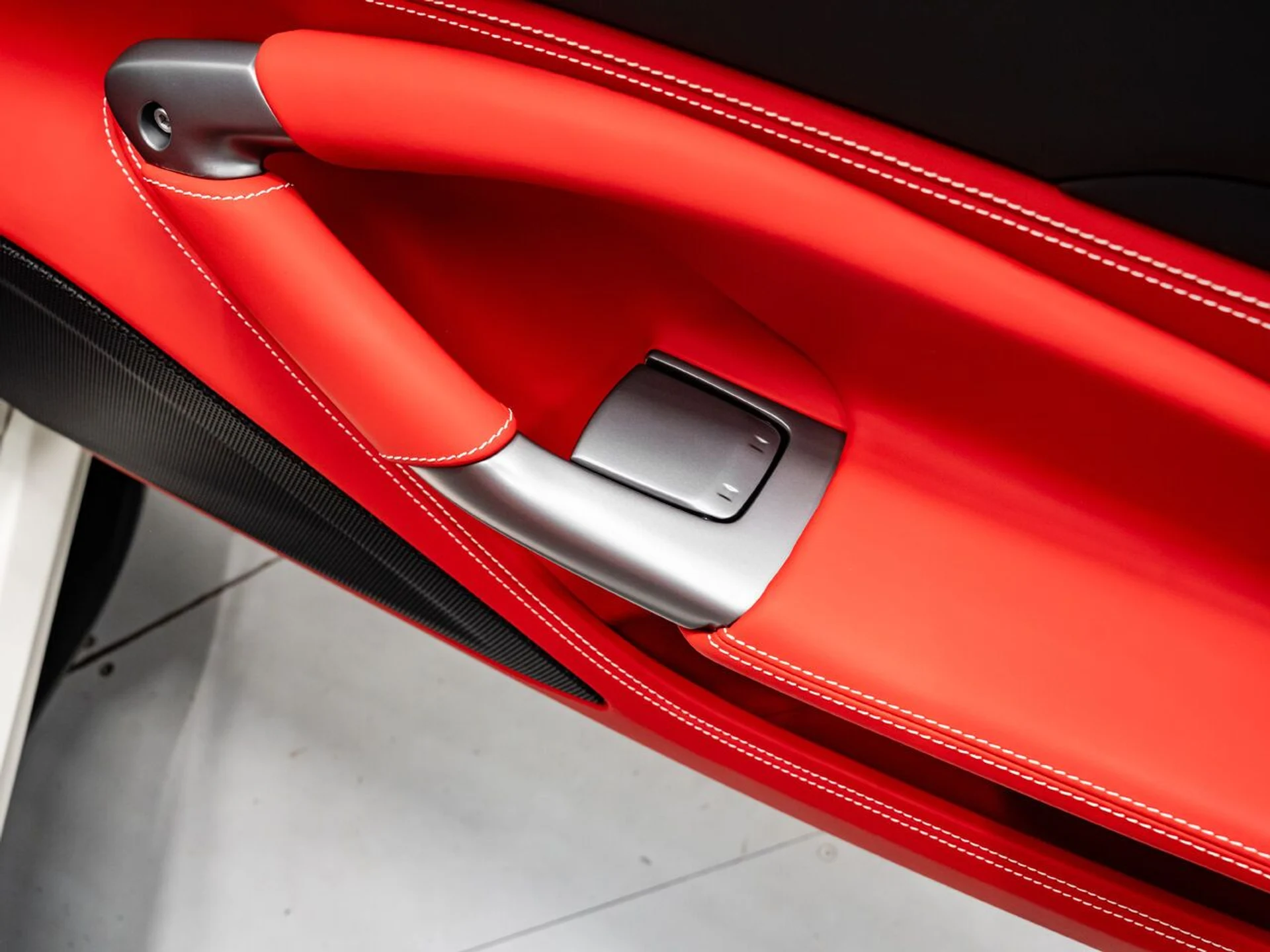 mph125_2433471875_ferrari_f8_spider_2022_f137f531e2