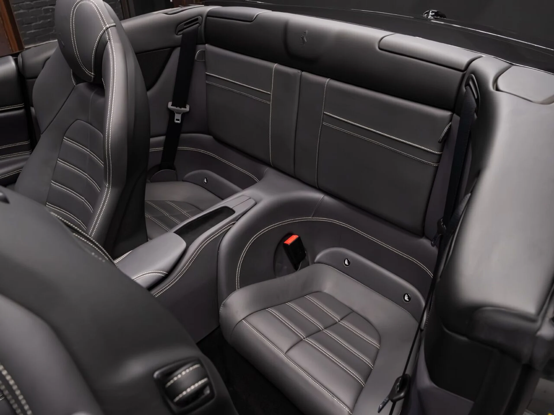 mph125_2690620938_ferrari_california_2015_b3debbafe4