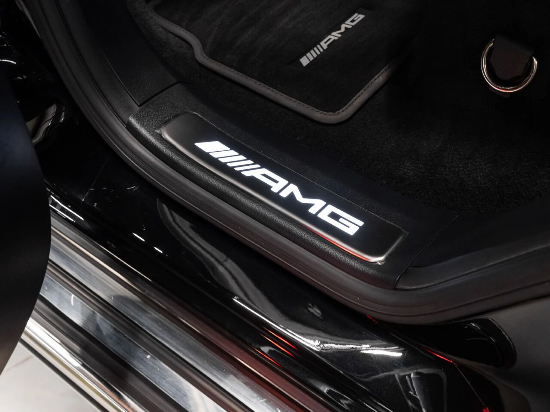 mph125_3047075566_mercedes_benz_g_class_2021_f255763770