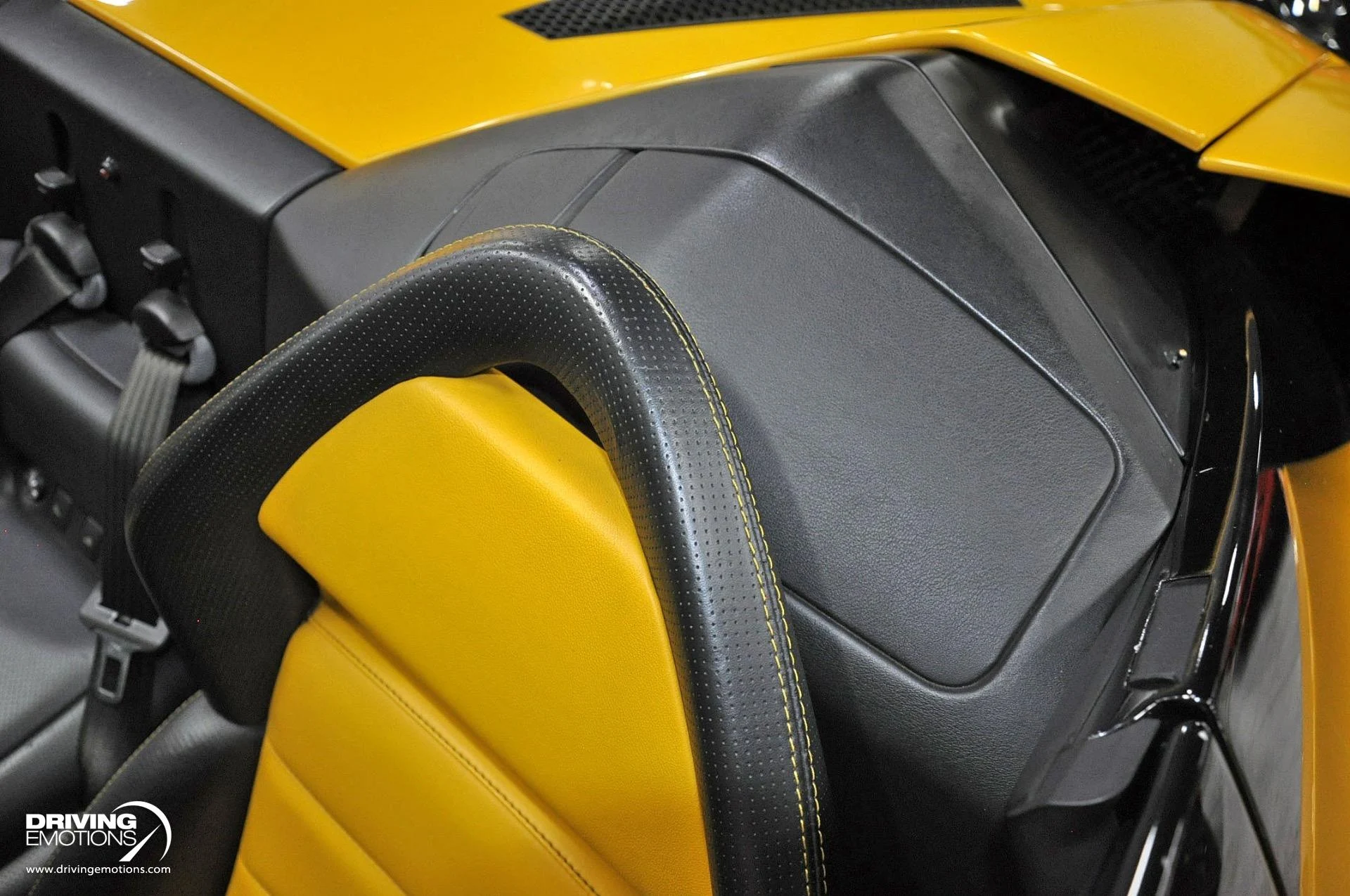 mph125_465967120_862_p126_l_04ea618aaf