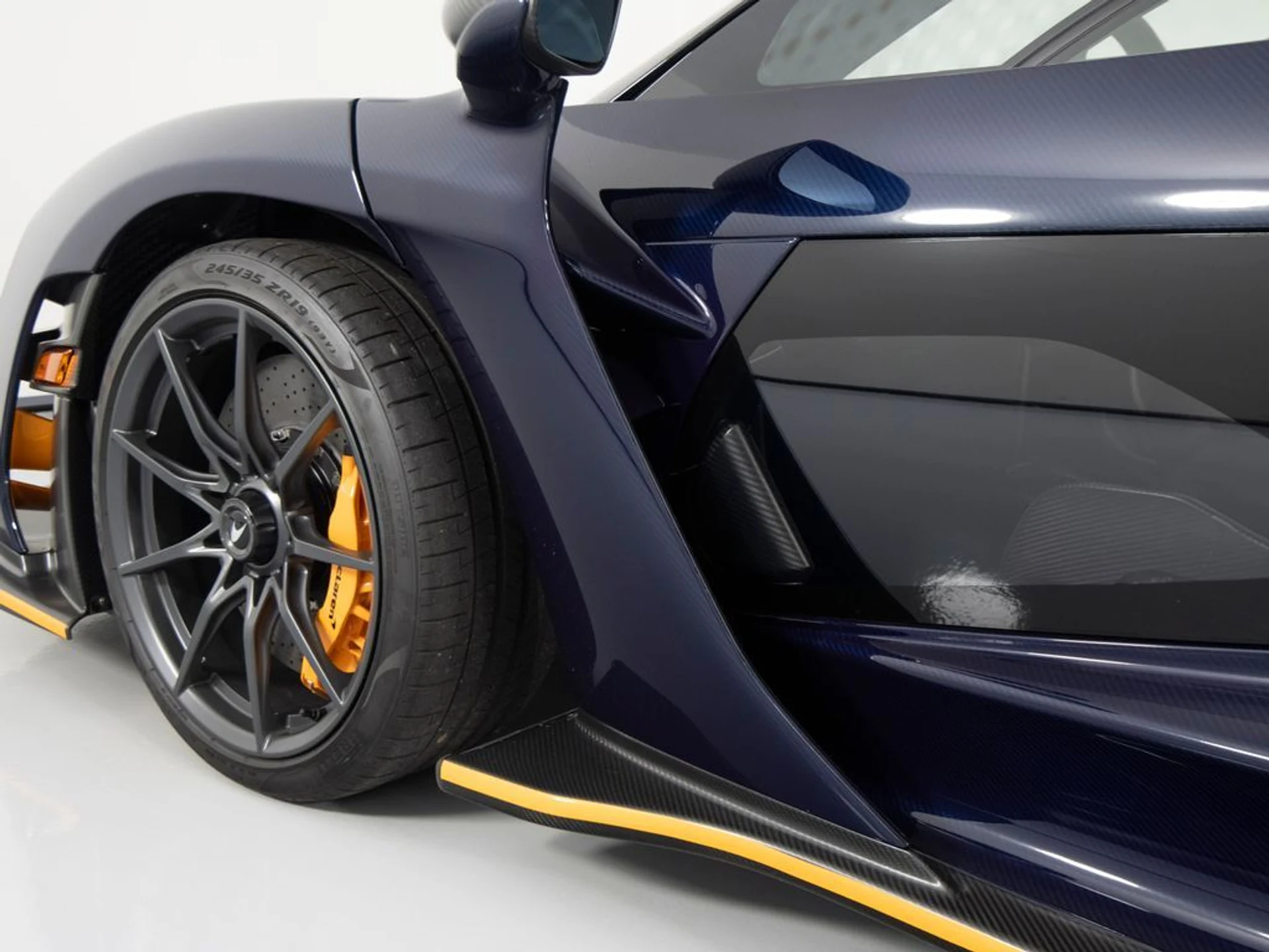 mph125_781326957_4a6e9382deca1db79917729d9bb38d40x_a6615edd65