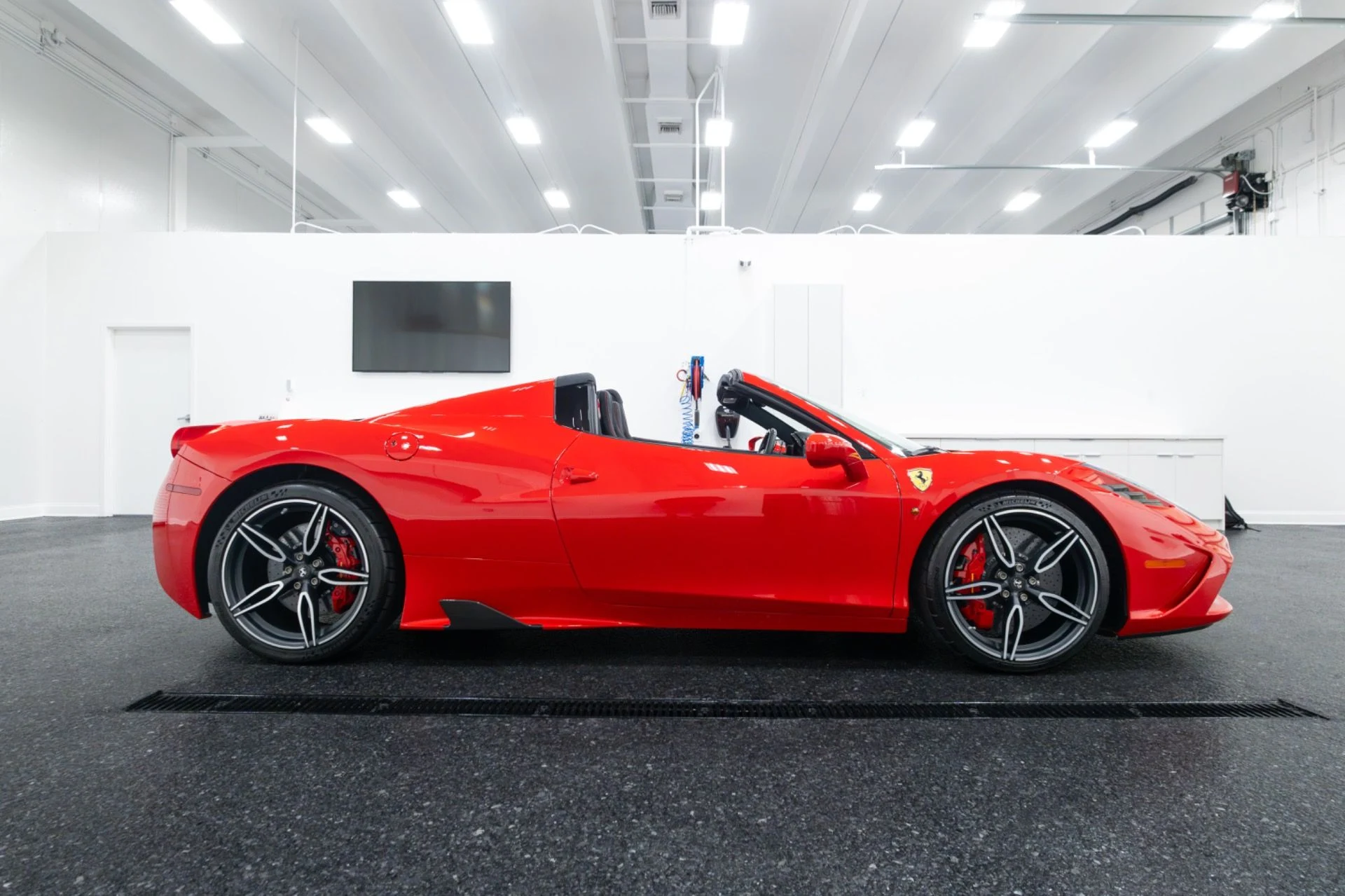 mph126_1318635102_Used_2015_Ferrari_458_Speciale_Aperta_1788474535_561abcc962