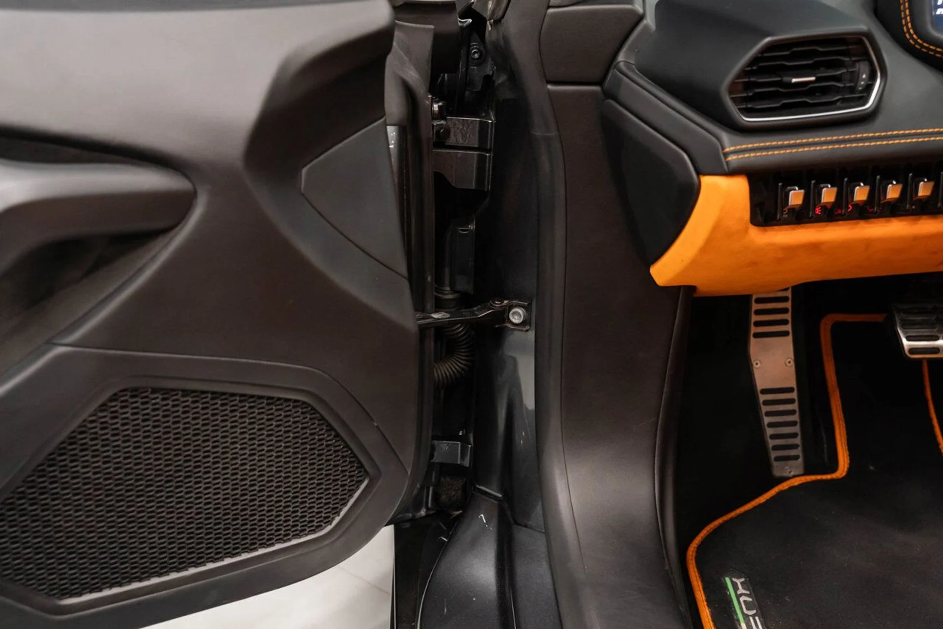 mph126_1320500158_lamborghini_huracan_2016_44958b518f