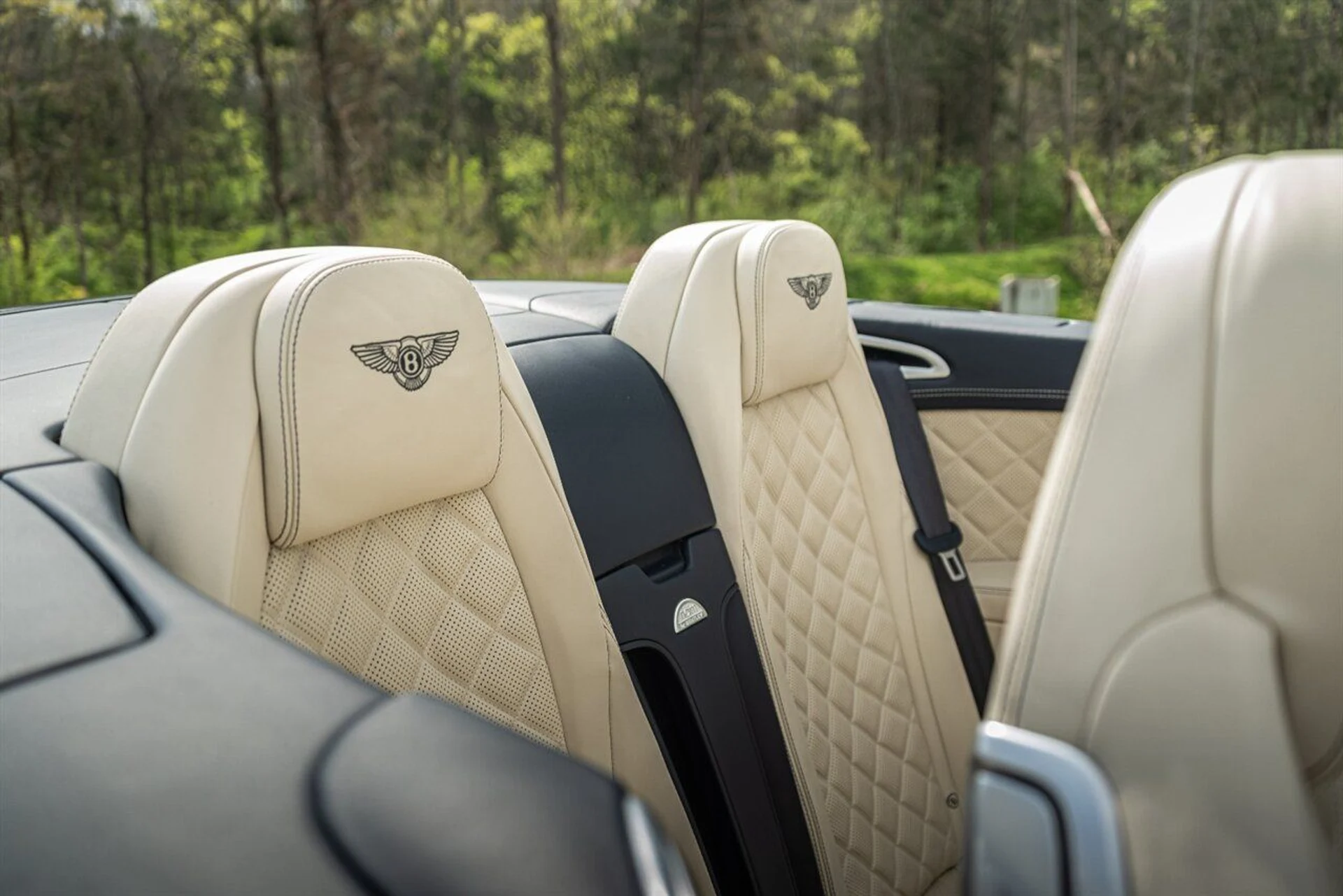 mph126_2726481804_2438e39893_1280_d8c8426fba