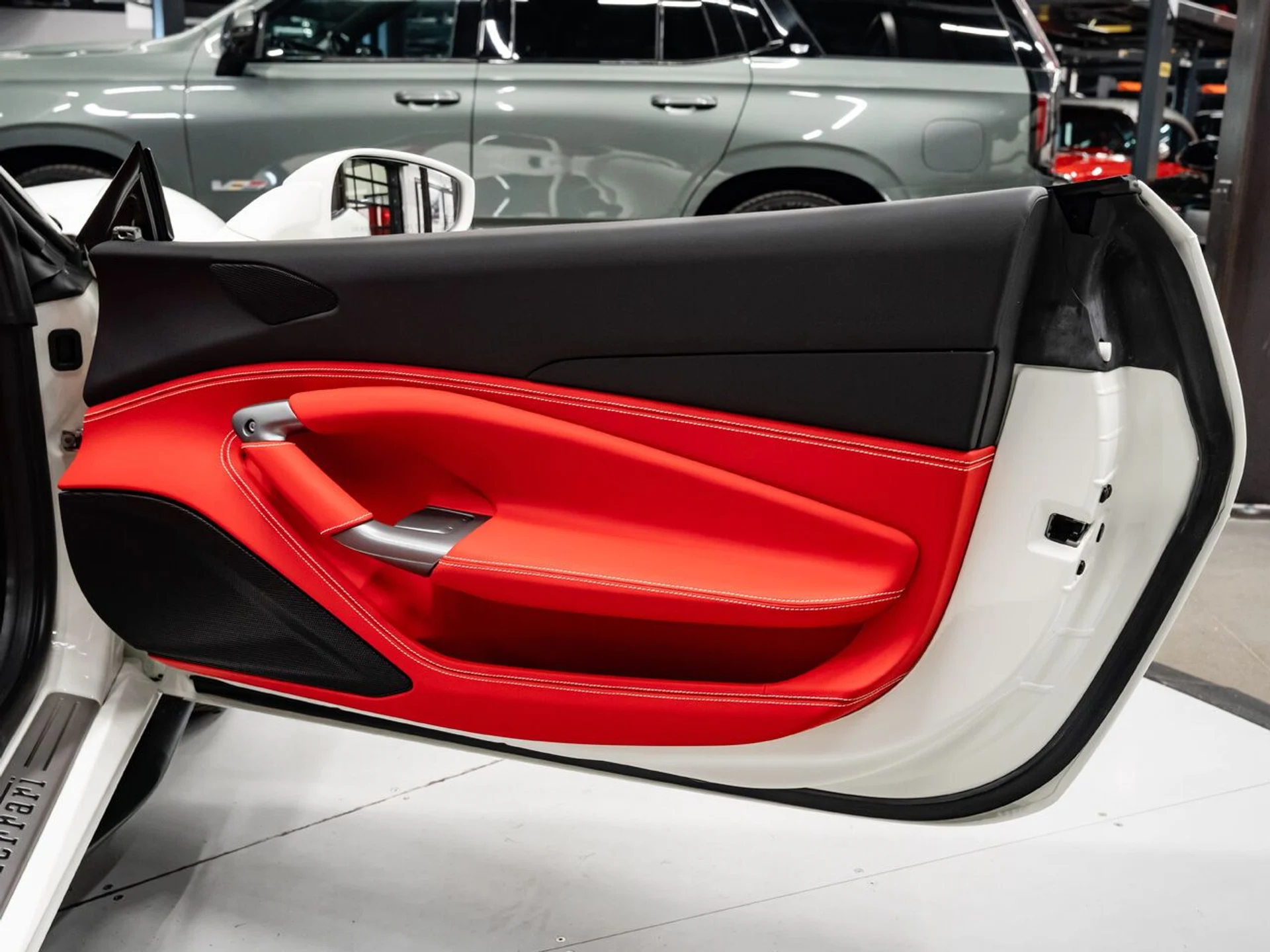 mph126_4111316630_ferrari_f8_spider_2022_f9b2ee42e0