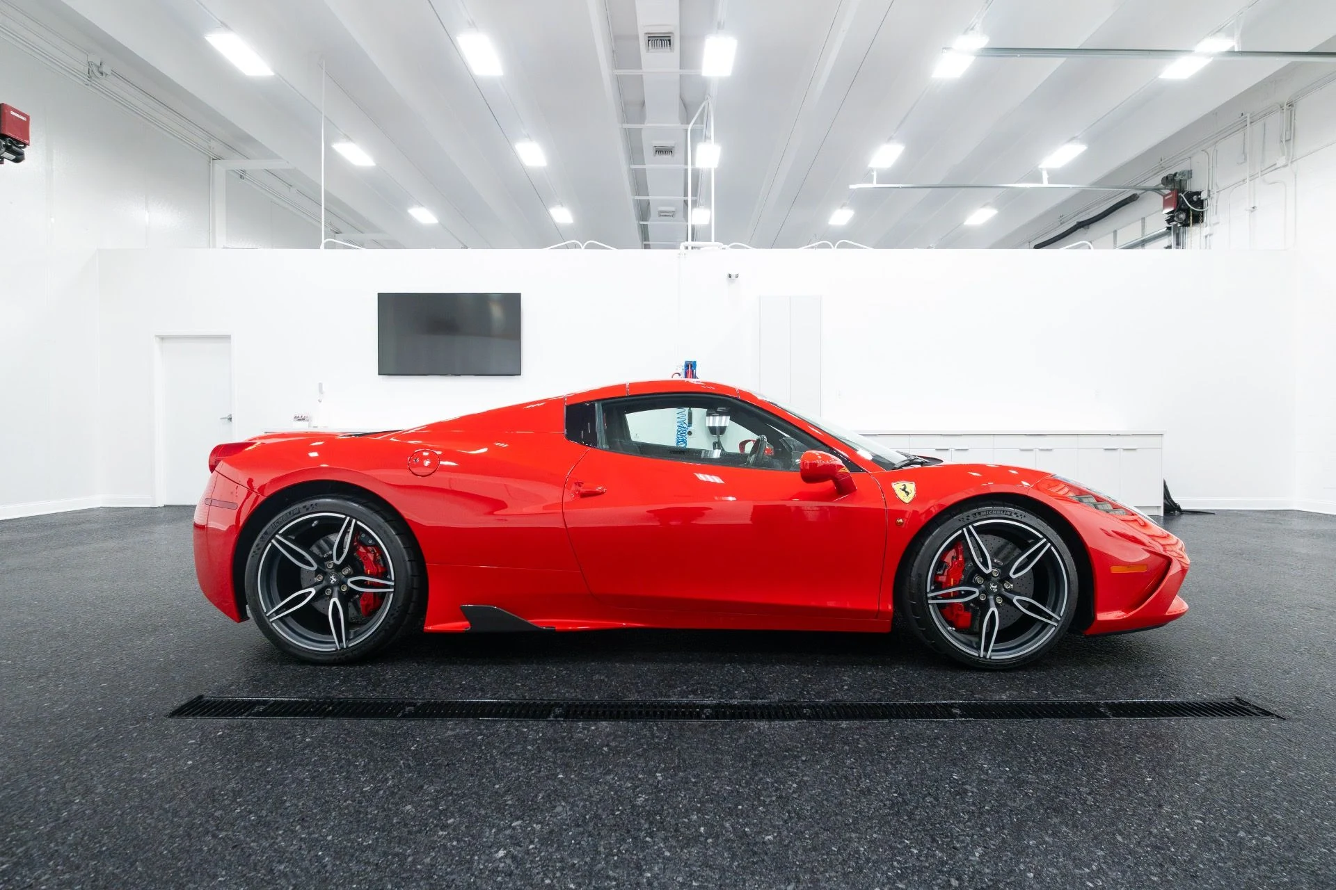 mph127_1786915133_Used_2015_Ferrari_458_Speciale_Aperta_1788474535_ee9360d70c
