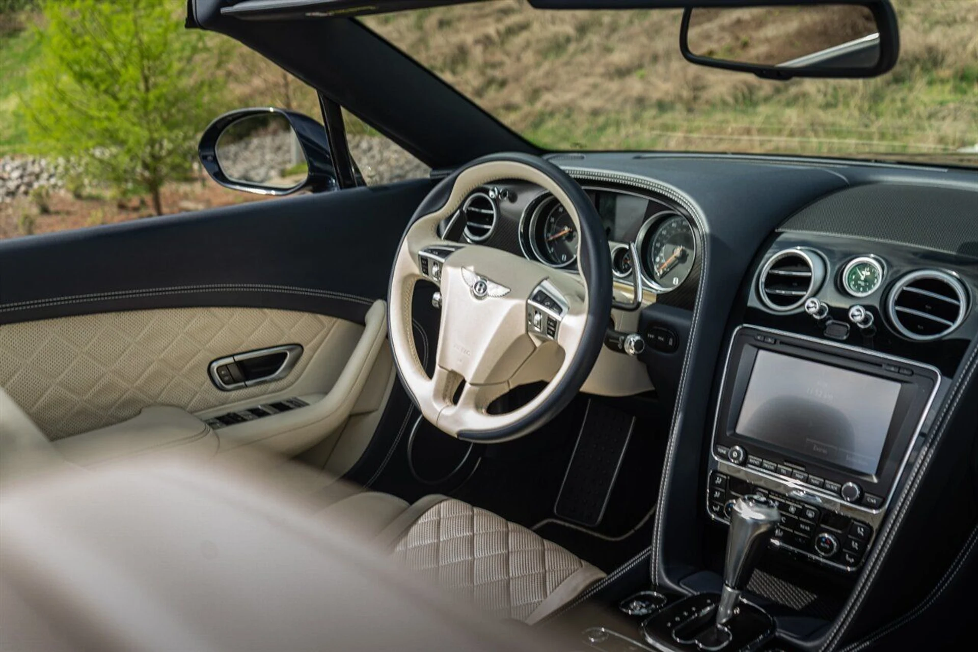 mph127_1925906311_ce9dedd608_1280_369a65b947