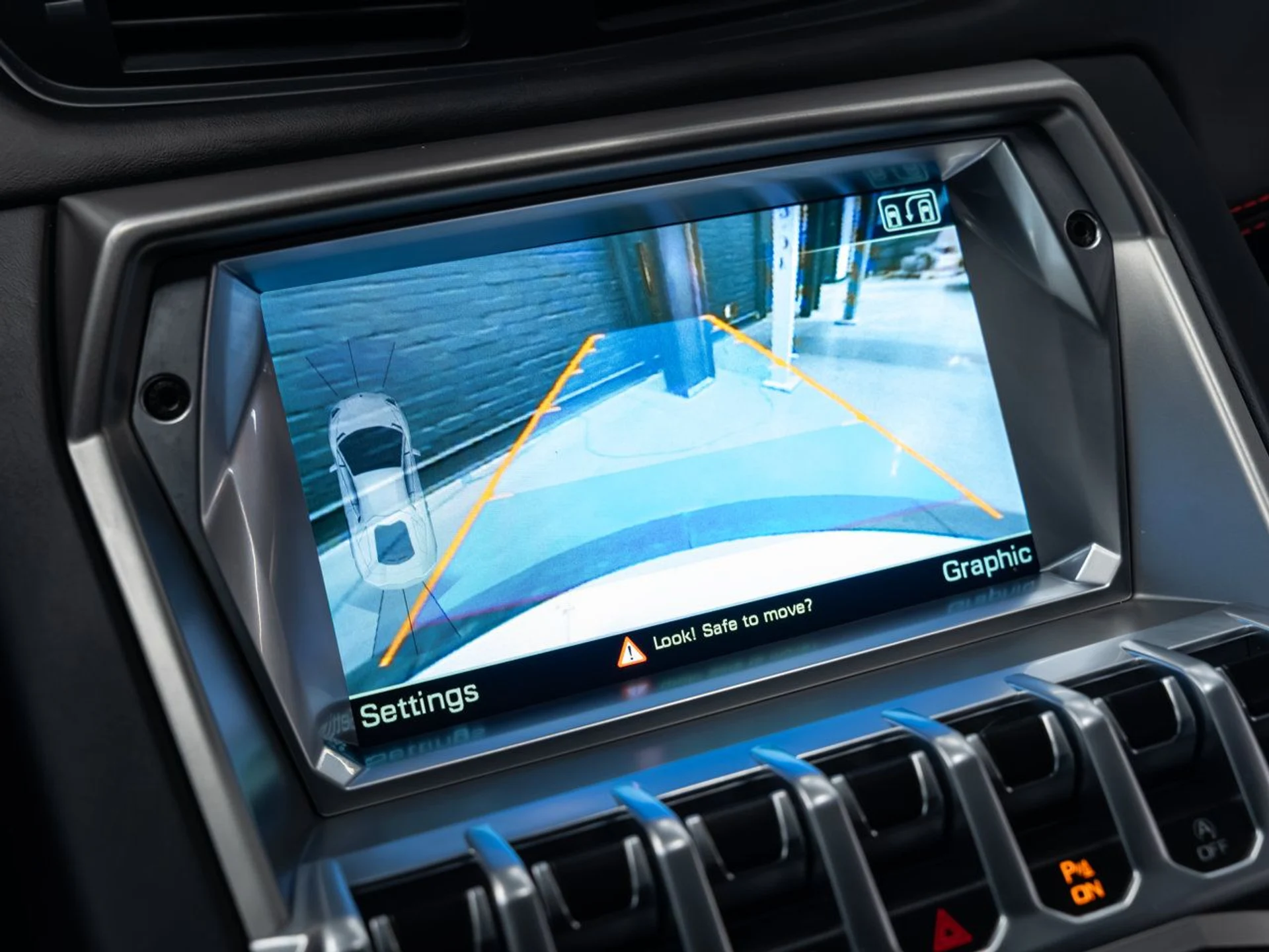 mph127_2482502396_lamborghini_aventador_2017_050837962d
