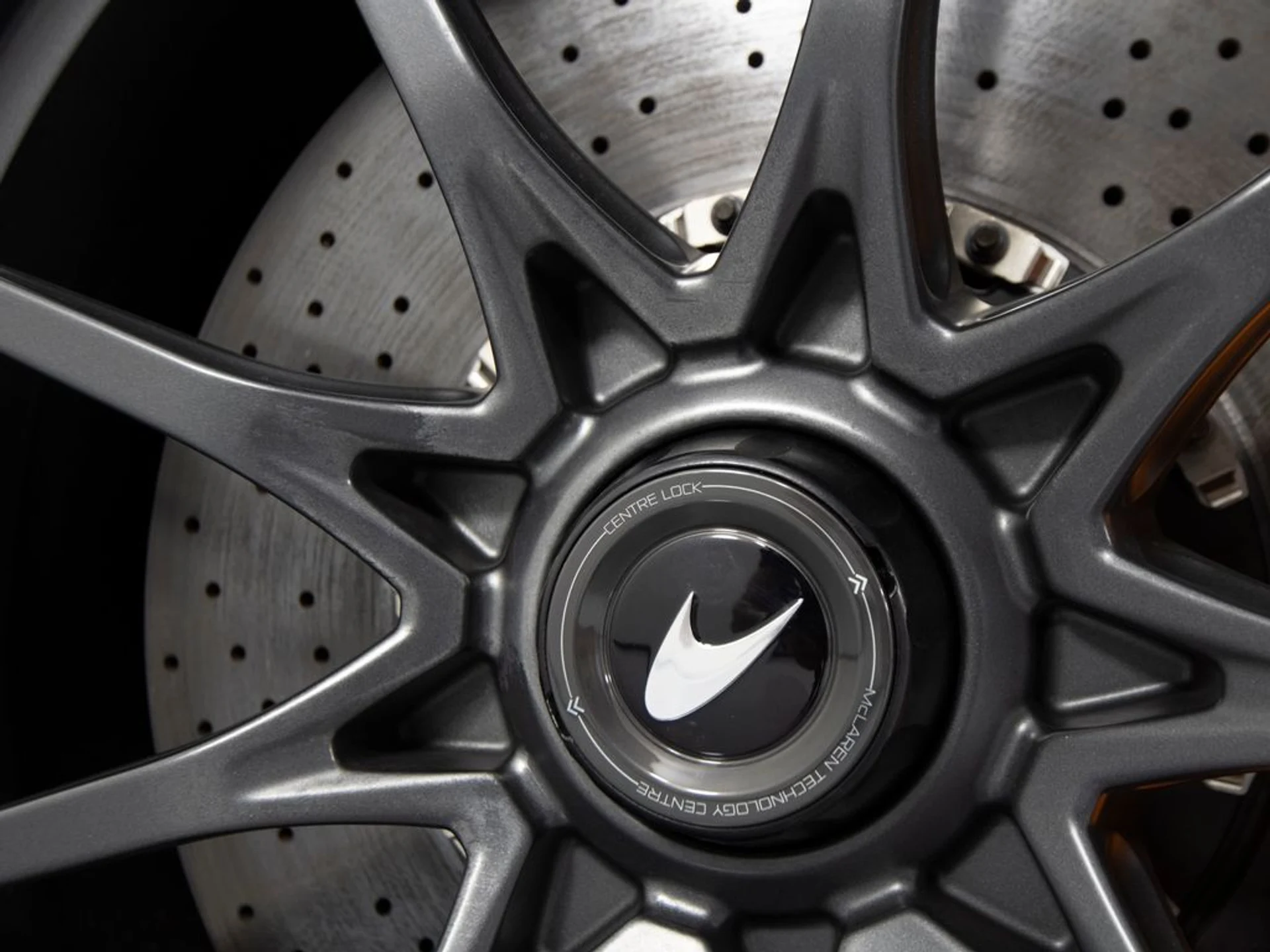 mph127_3595991715_393e788a3d8501c97820557c157dcee0x_cda938d22c