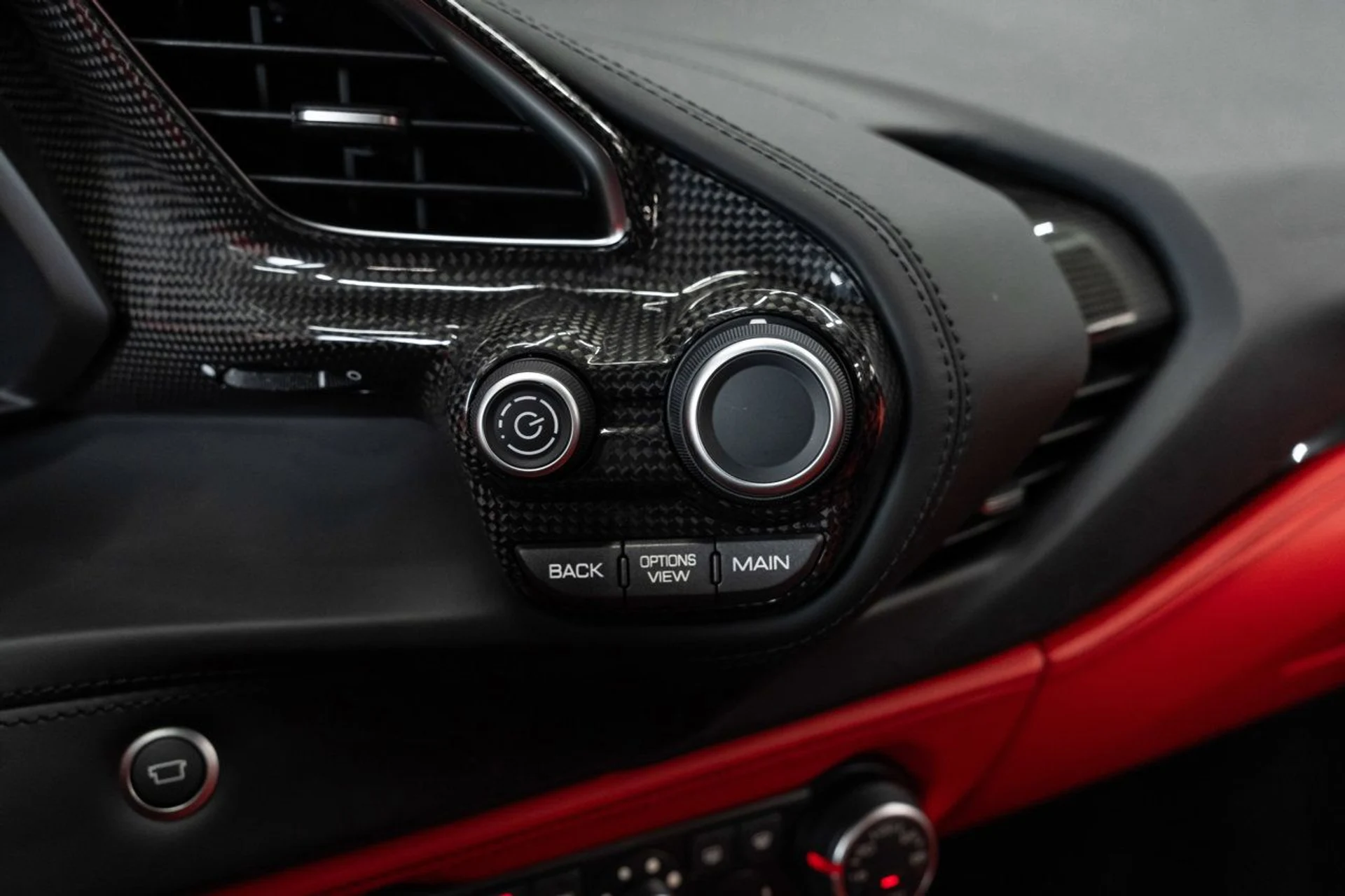 mph127_902683431_ferrari_488_gtb_2018_48f2dfdadf