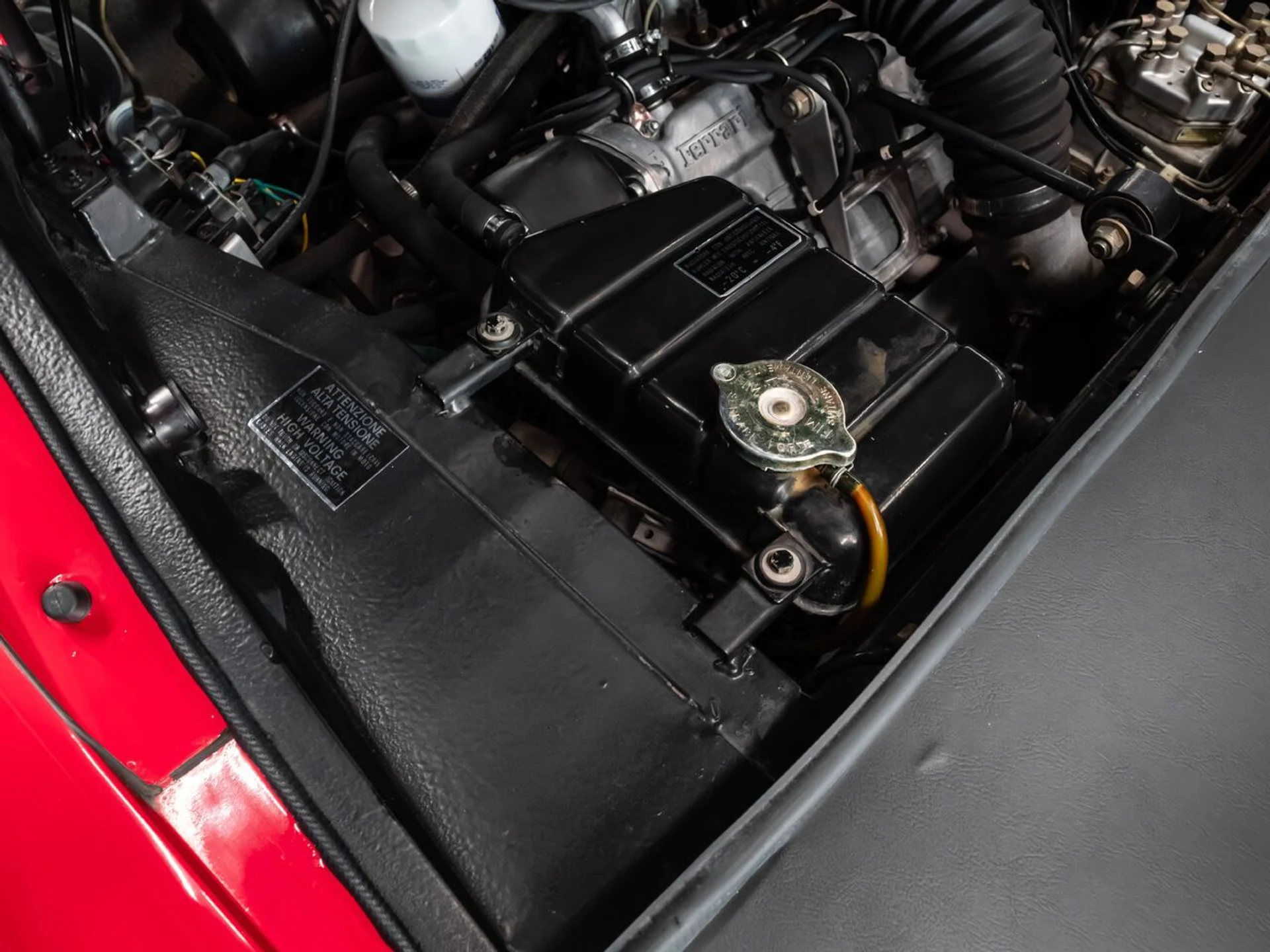 mph128_1520444708_ferrari_308_gtsi_1982_9d254c6ba2
