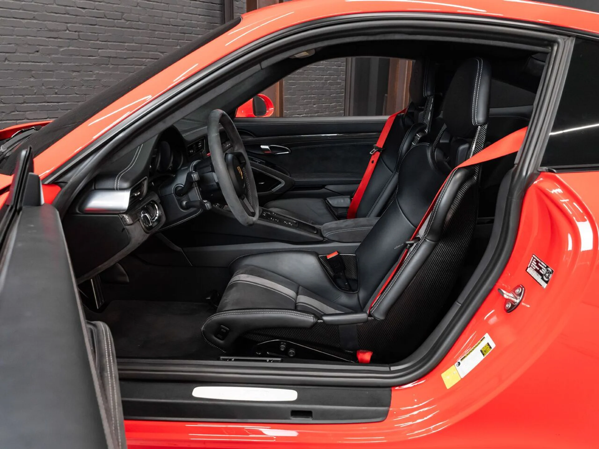 mph128_1915609820_porsche_911_2018_0f4ee735ce