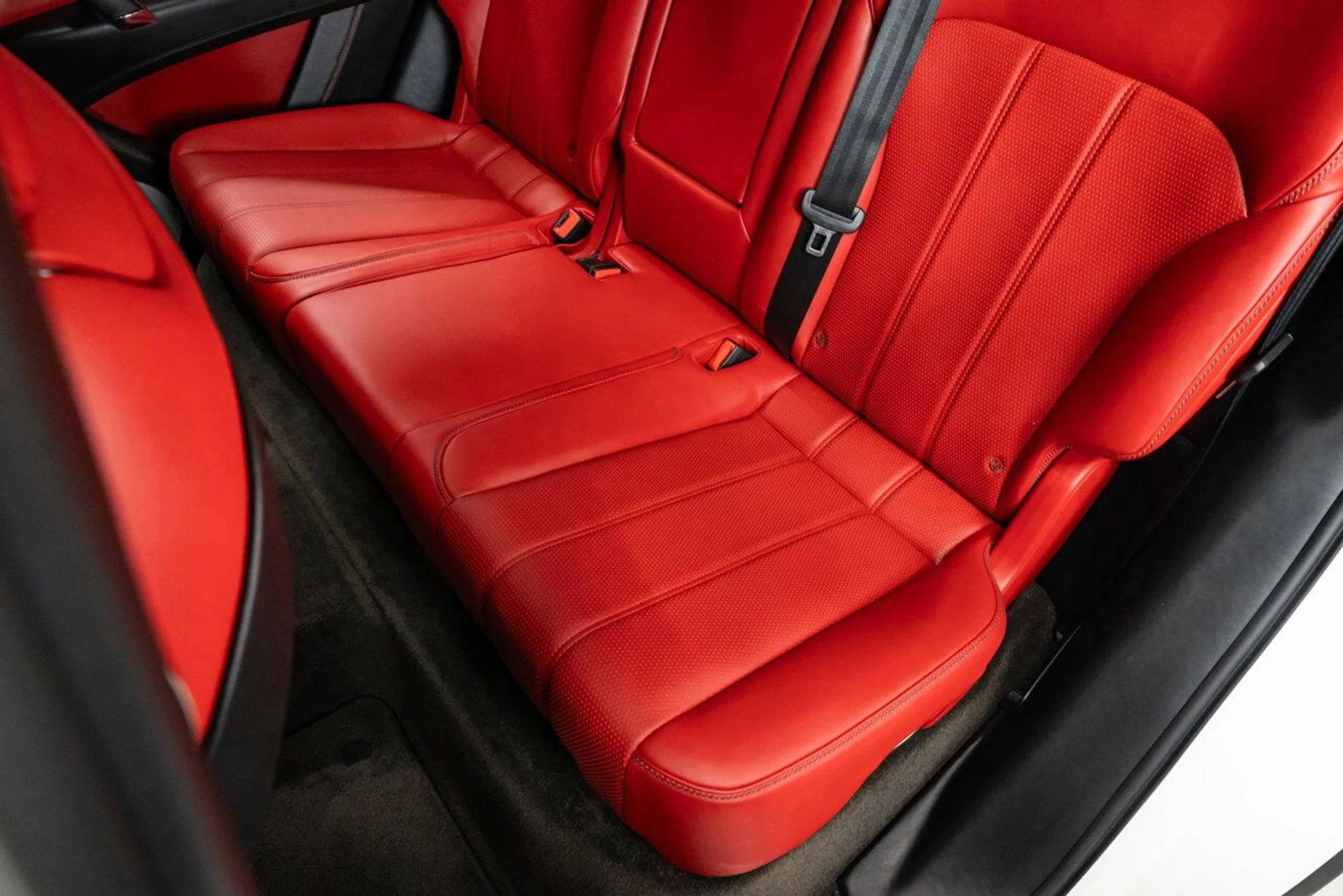 mph128_2093598129_bentley_bentayga_2019_e0549e7022