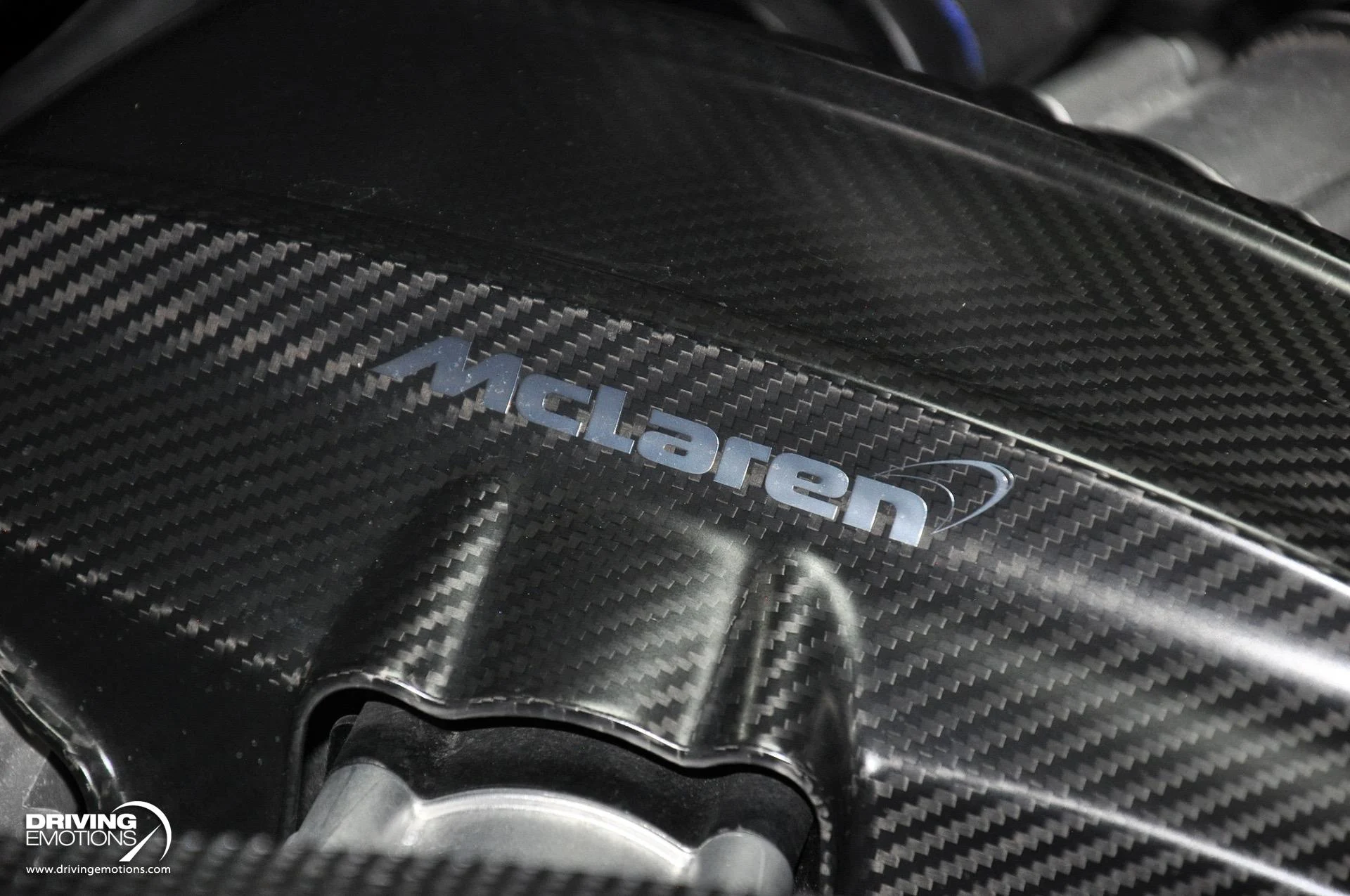 mph128_2117922714_855_p129_l_3e839da7fa