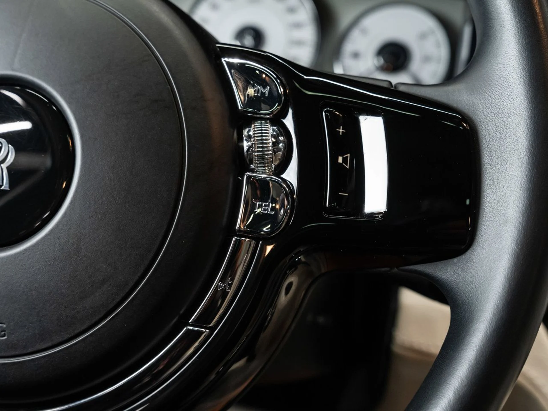 mph128_3727808214_rolls_royce_ghost_2012_c3231273fe