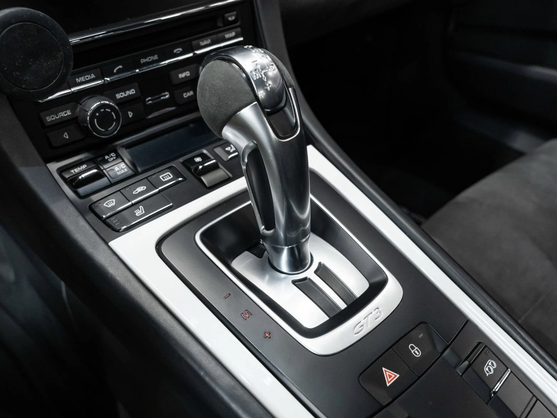 mph128_617533381_porsche_911_2015_1e78bcc61a