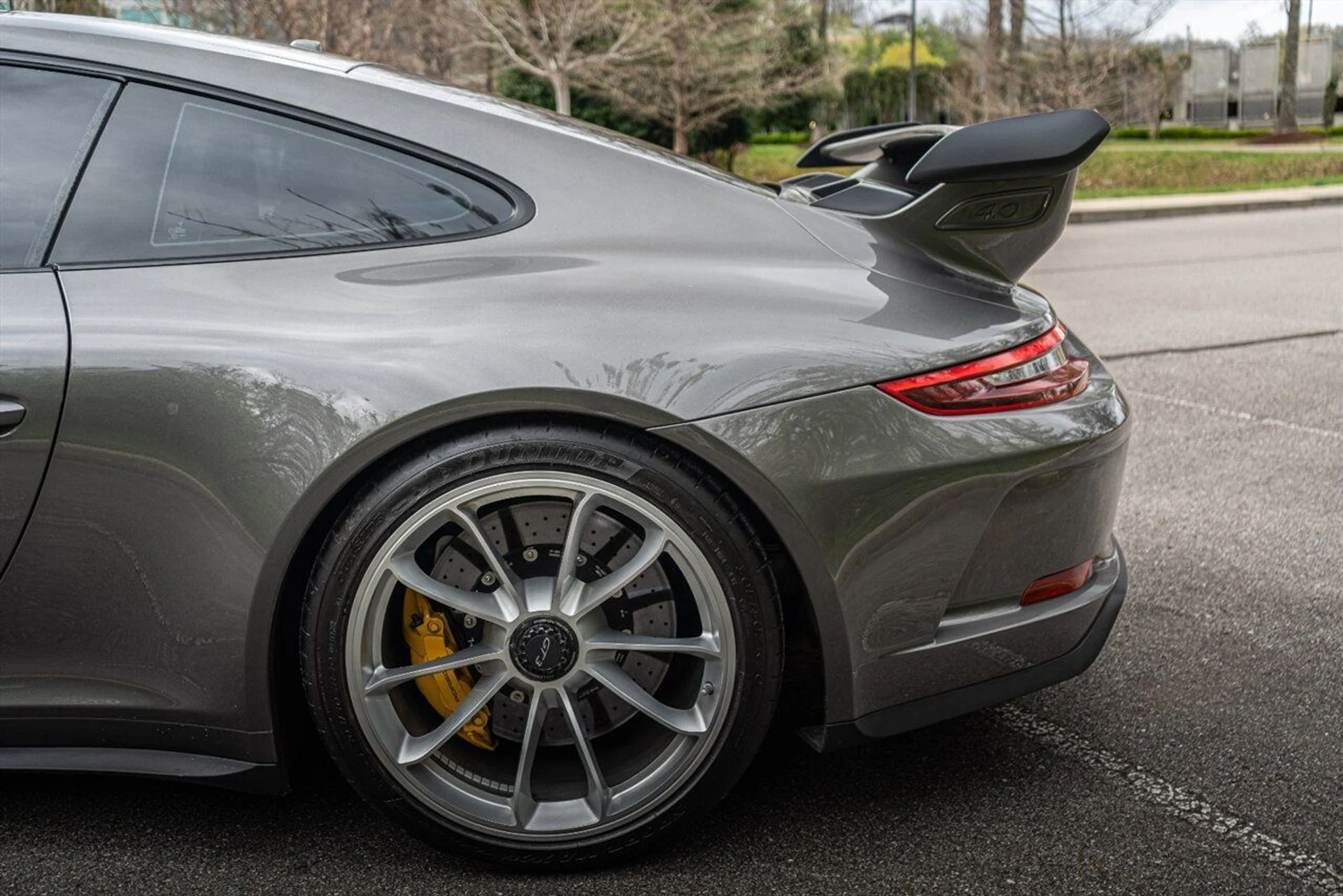 mph128_793736896_650ea0cbd1_1280_8c38c07095