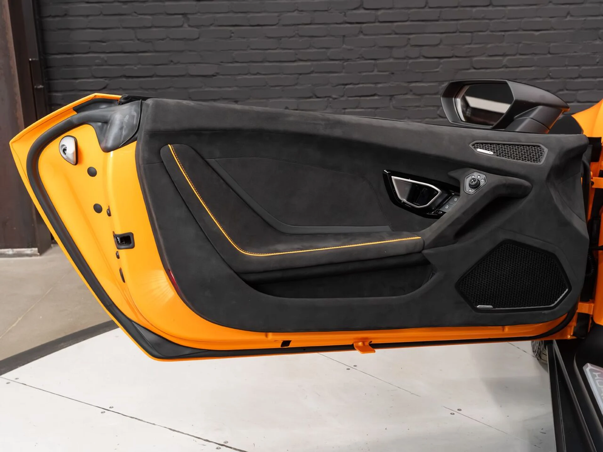 mph129_1337315632_lamborghini_huracan_2023_95e56e51c3