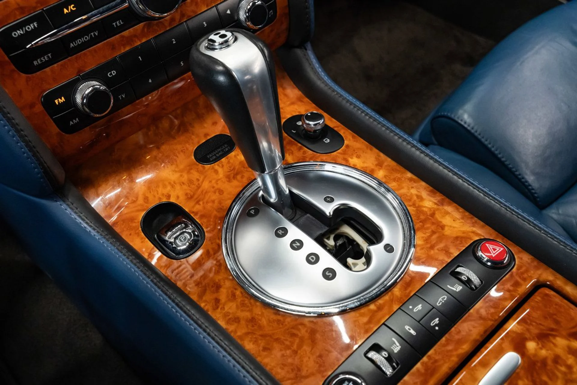 mph129_1864487093_bentley_continental_gt_2006_a5ebfc3541