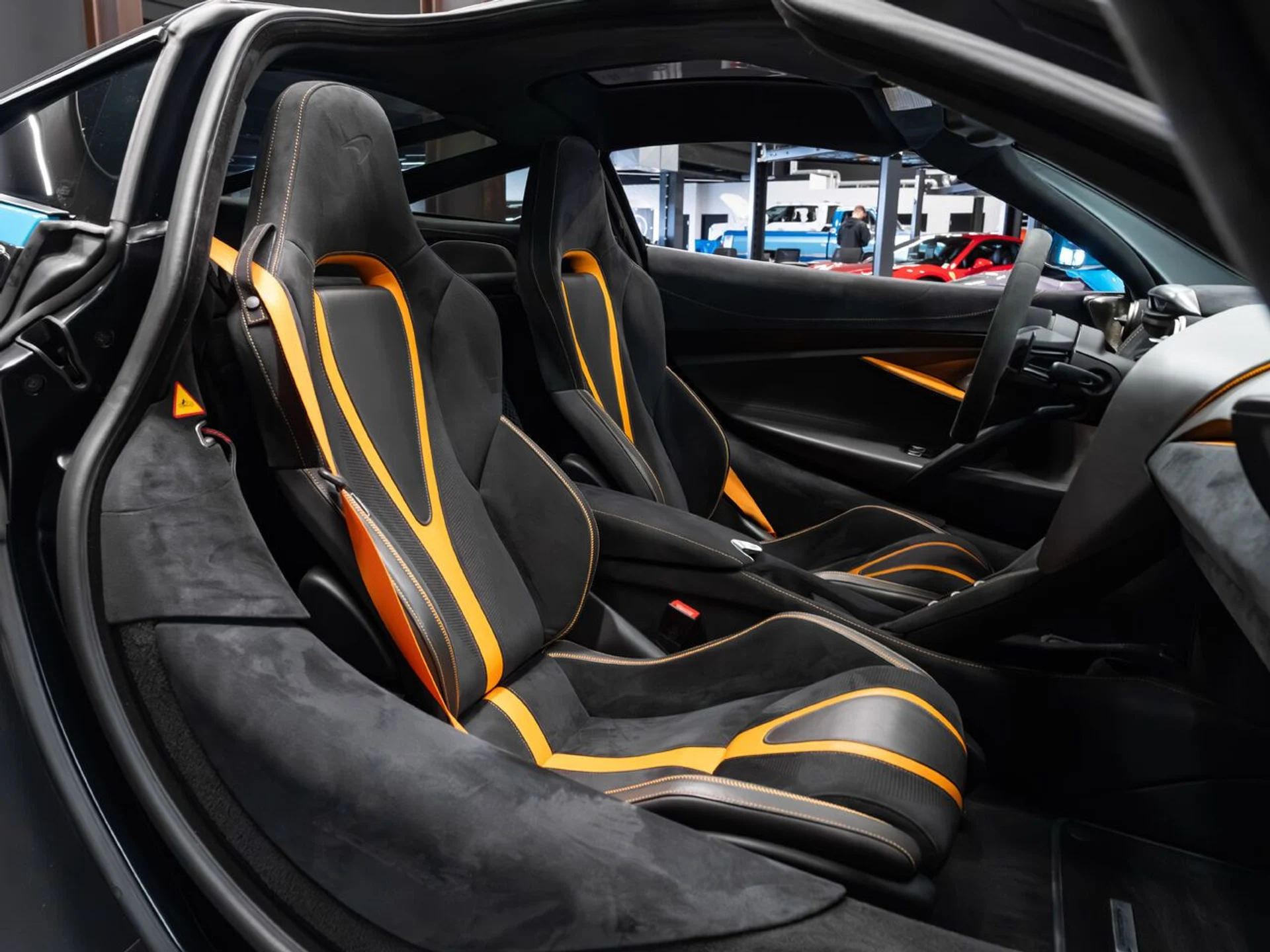 mph129_2024352295_mclaren_720s_2018_aa128b6456