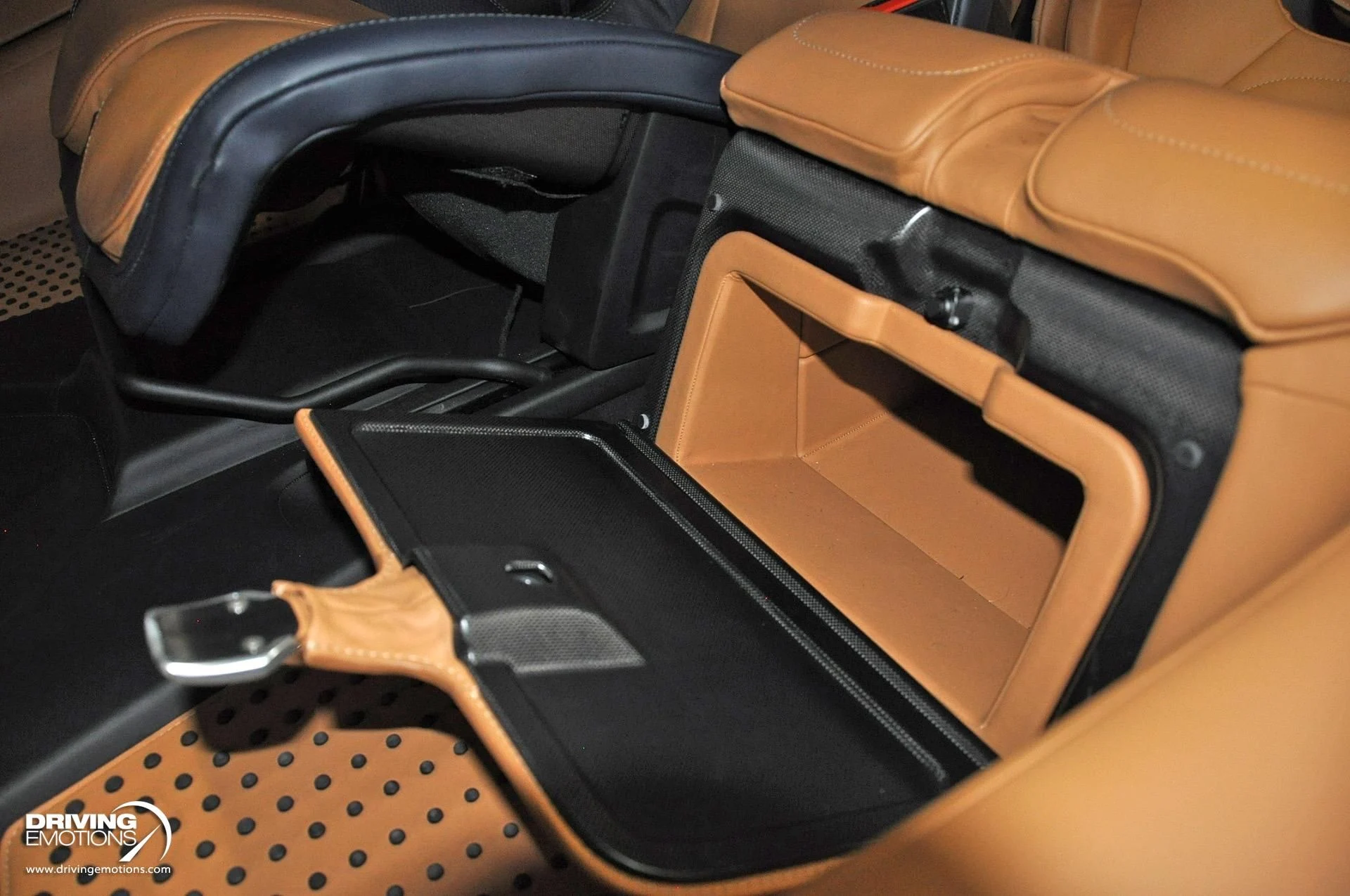 mph129_3106277348_821_p130_l_9192b5329c