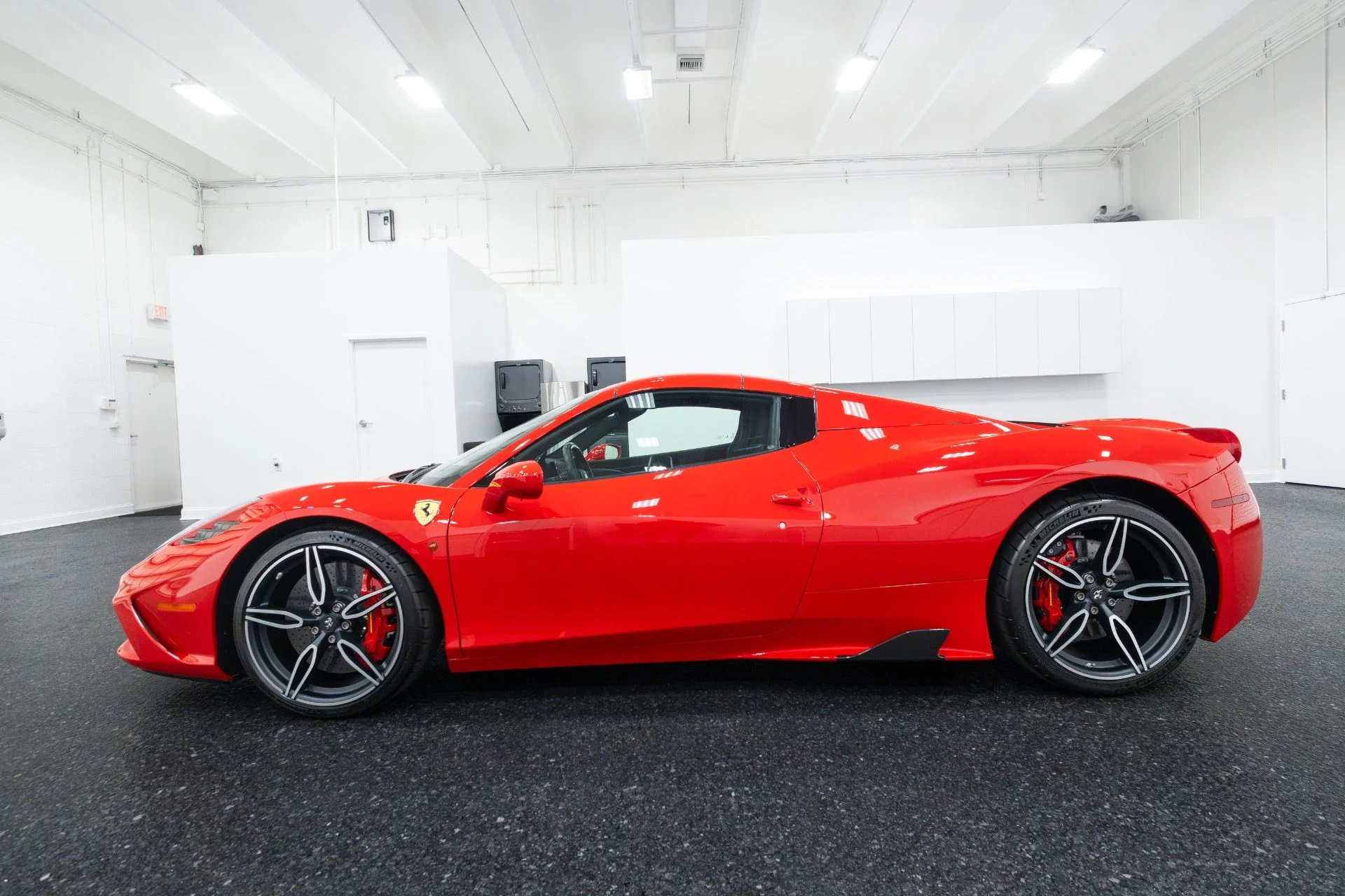 mph129_3872729588_Used_2015_Ferrari_458_Speciale_Aperta_1788474535_2a1b2692bd