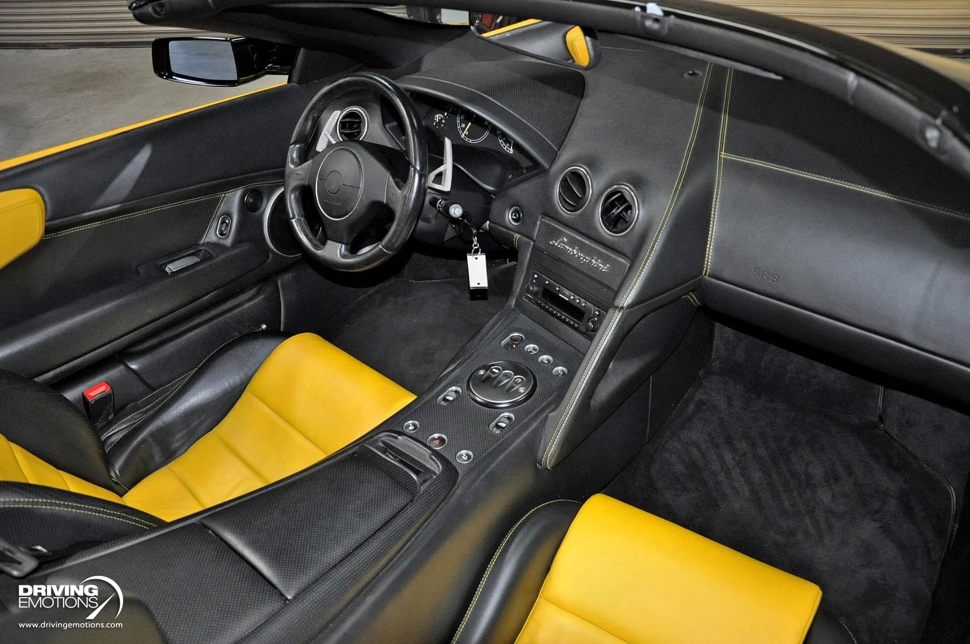 mph129_398953393_862_p130_l_9077be7d94